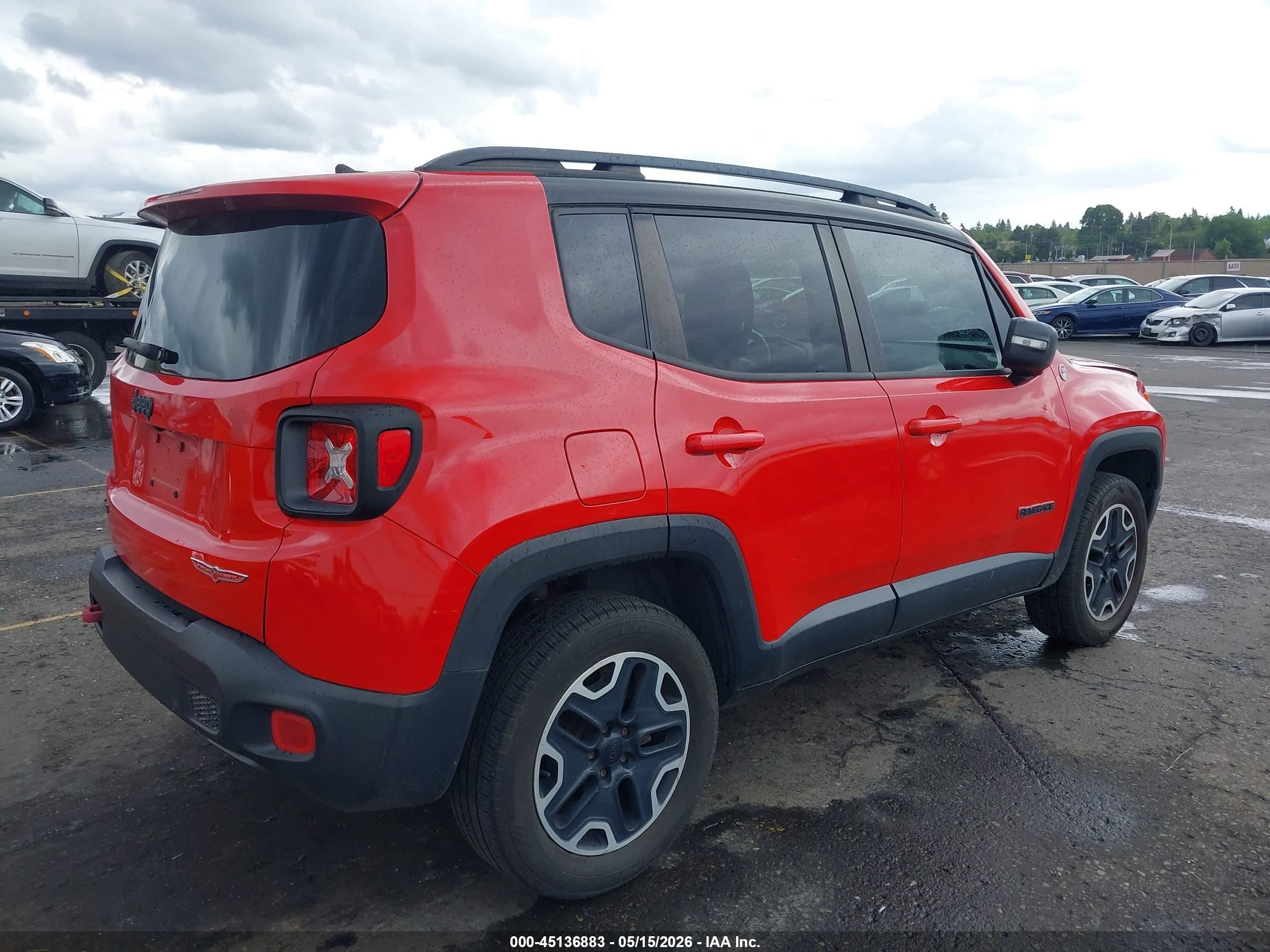 2015 Jeep Renegade Trailhawk Red vin: ZACCJBCT5FPB96029