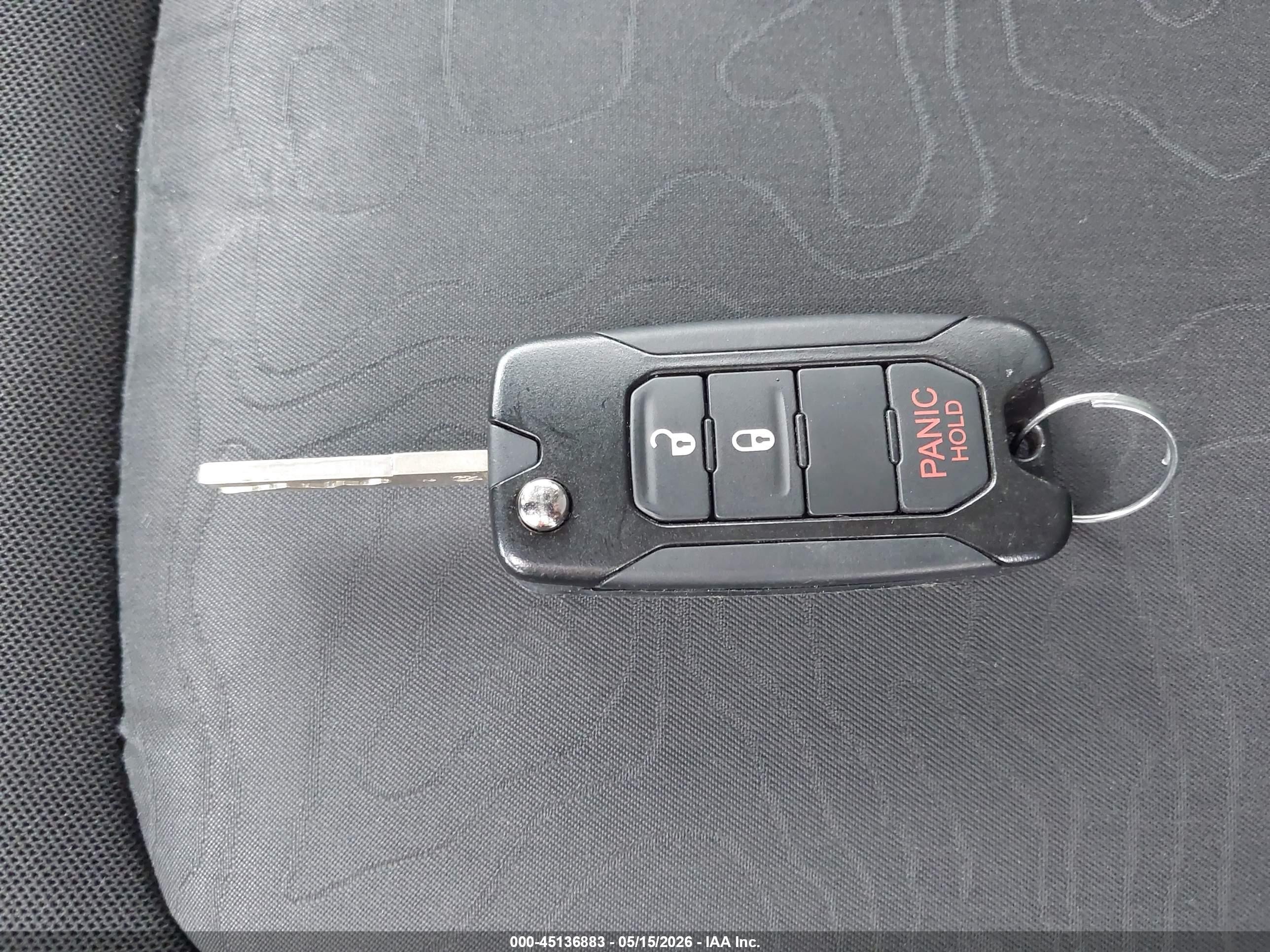 2015 Jeep Renegade Trailhawk Red vin: ZACCJBCT5FPB96029