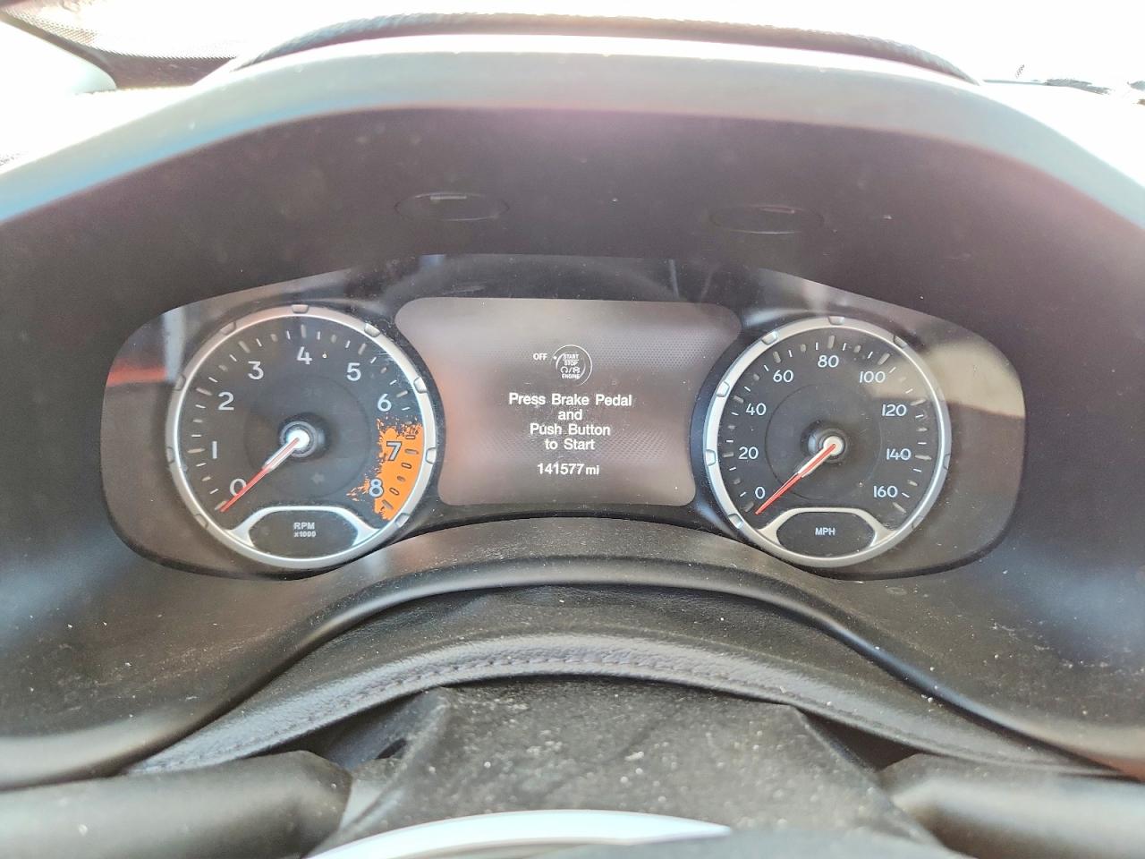 2015 Jeep Renegade Trailhawk Orange vin: ZACCJBCT5FPC01228