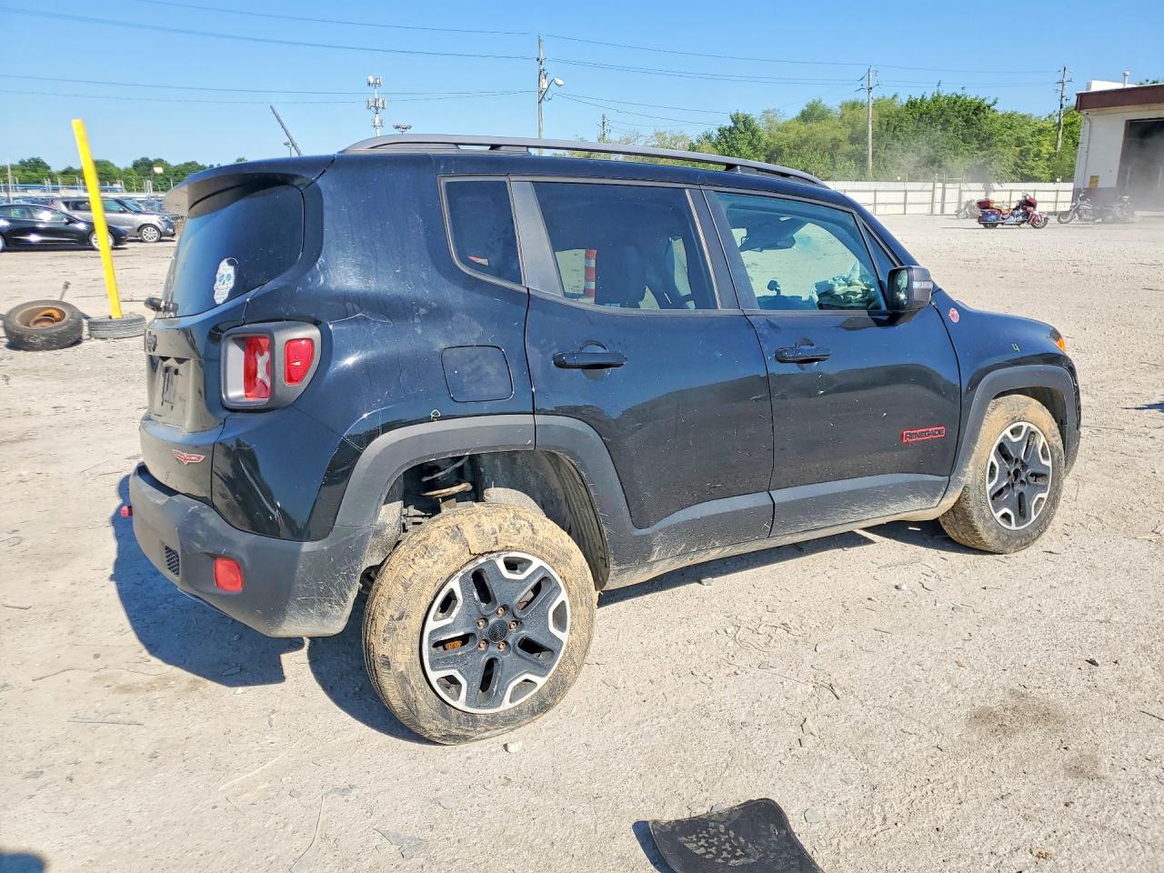 2015 Jeep Renegade Trailhawk Black vin: ZACCJBCT5FPC37274