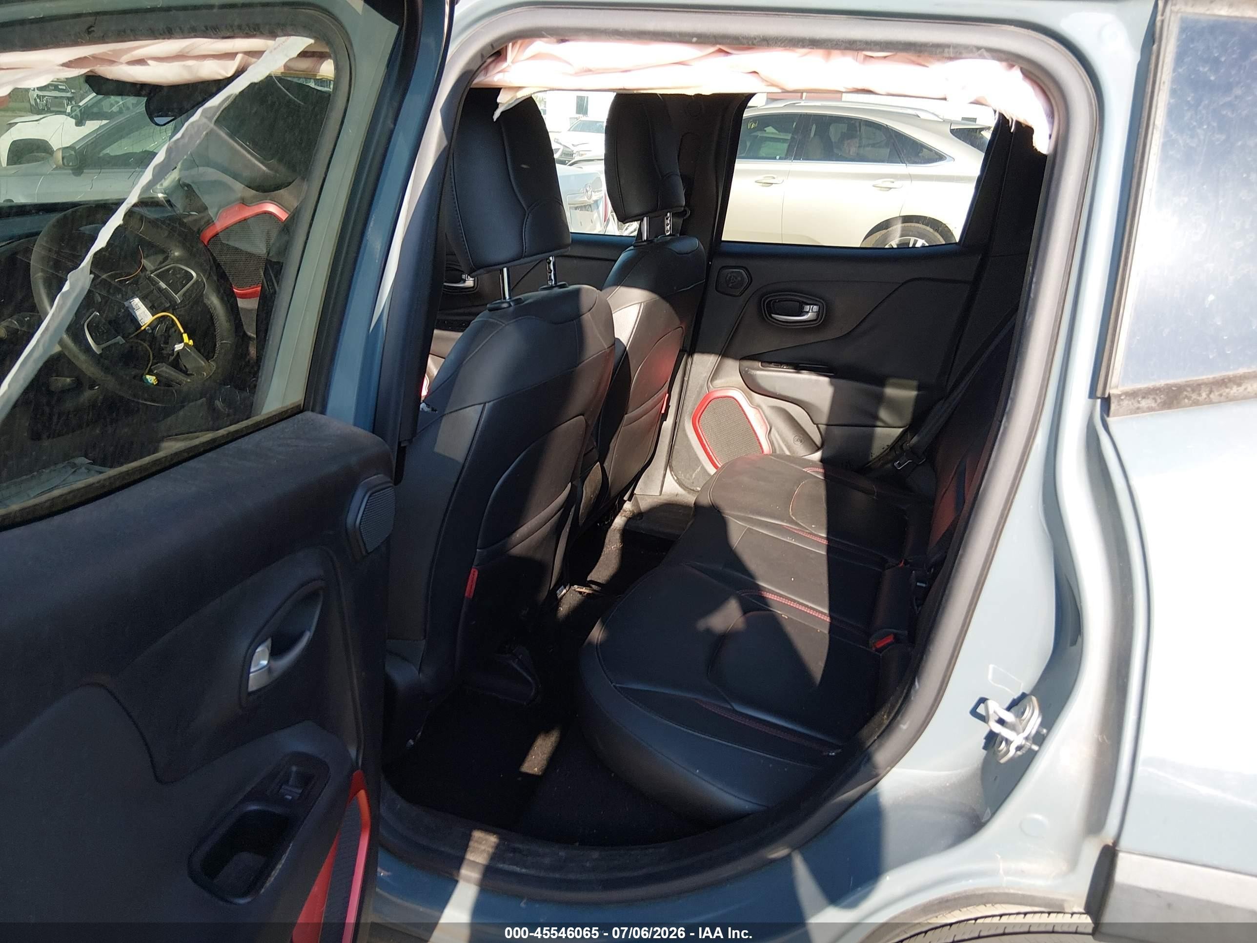 2015 Jeep Renegade Trailhawk Light Blue vin: ZACCJBCT6FPB77182