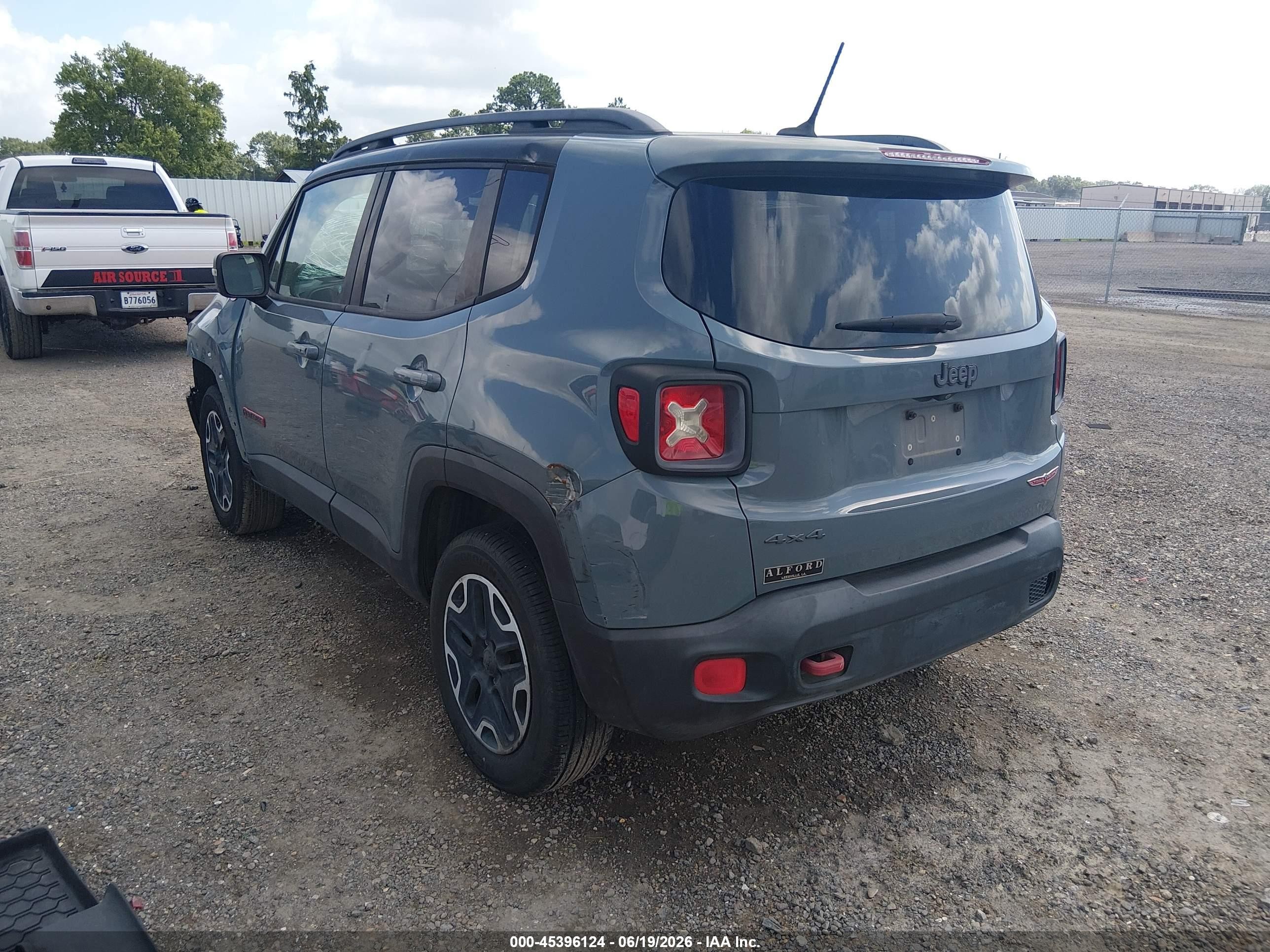 2015 Jeep Renegade Trailhawk Light Blue vin: ZACCJBCT7FPB31845