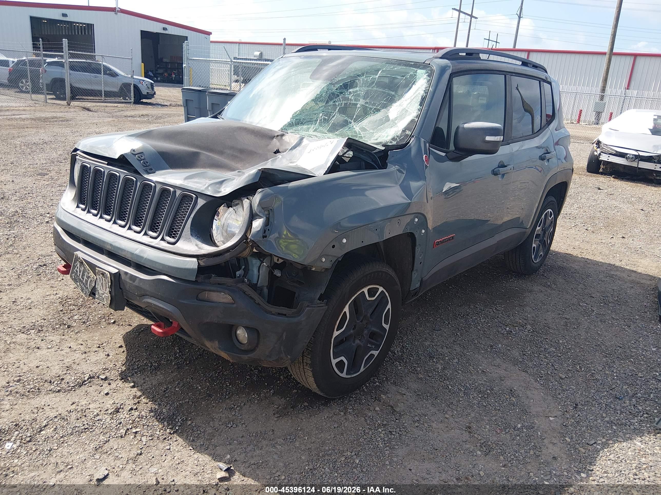 2015 Jeep Renegade Trailhawk Light Blue vin: ZACCJBCT7FPB31845