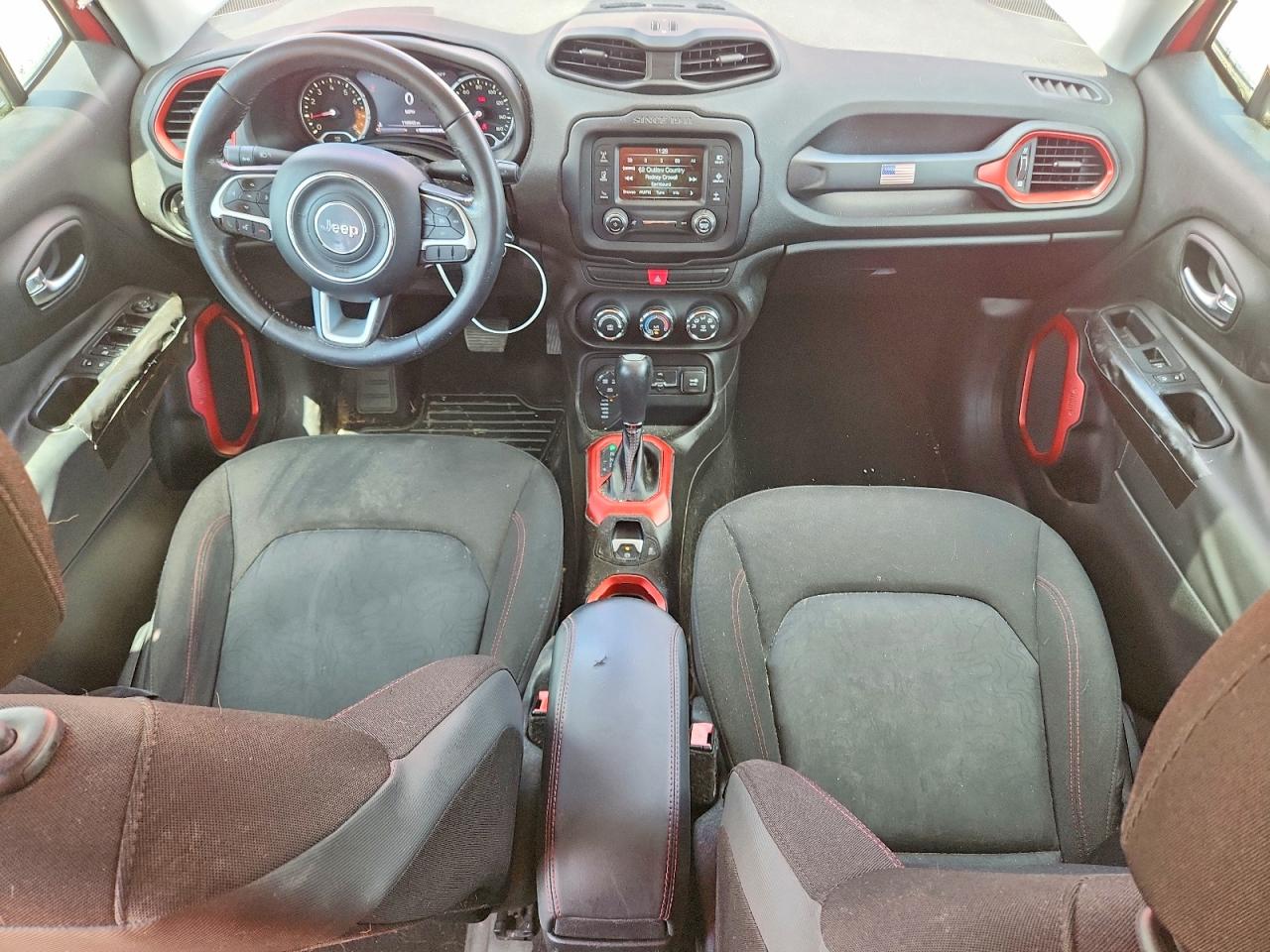 2015 Jeep Renegade Trailhawk Red vin: ZACCJBCT7FPB88899