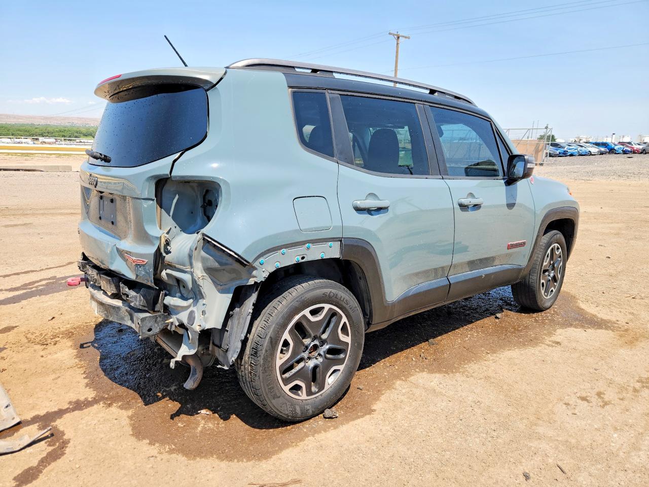 2015 Jeep Renegade Trailhawk Gray vin: ZACCJBCT7FPB91477