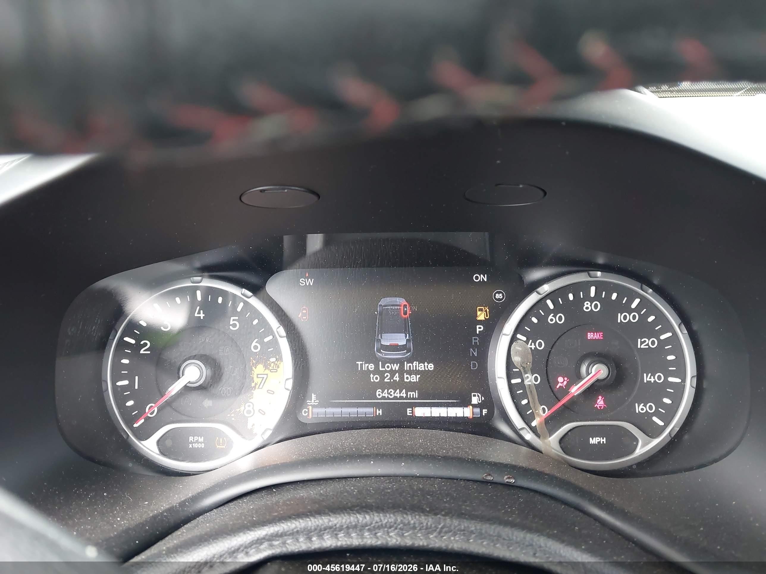 2015 Jeep Renegade Trailhawk Серый vin: ZACCJBCT7FPC08200