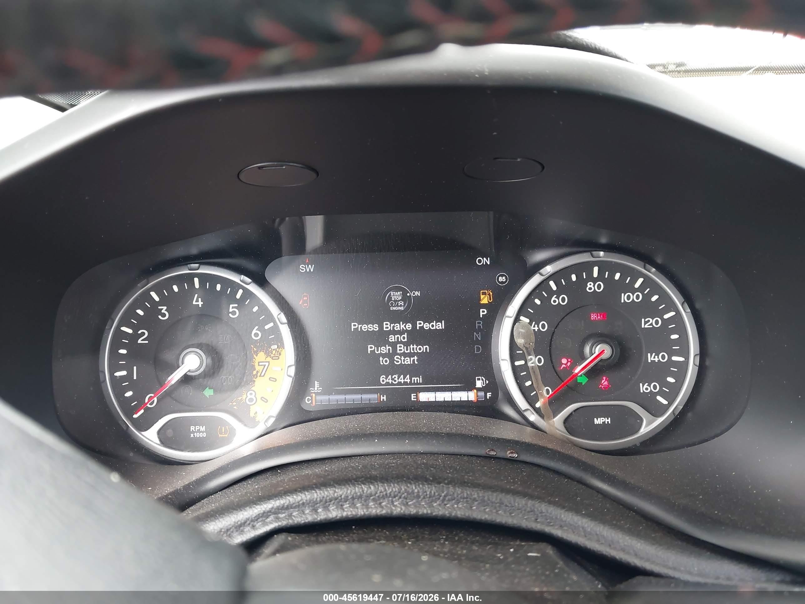 2015 Jeep Renegade Trailhawk Серый vin: ZACCJBCT7FPC08200