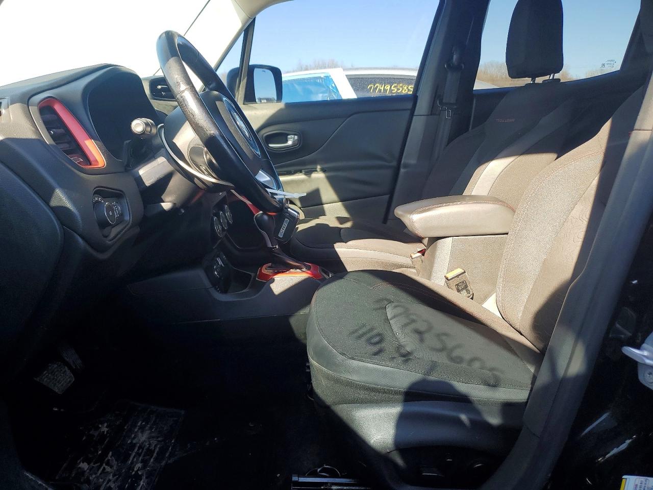 2016 Jeep Renegade Trailhawk Черный vin: ZACCJBCT7GPD28614