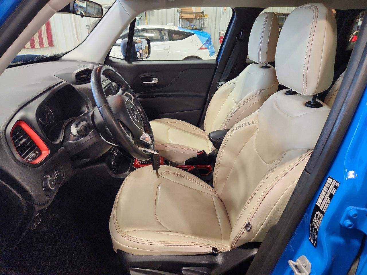 2015 Jeep Renegade Trailhawk Blue vin: ZACCJBCT8FPB88815