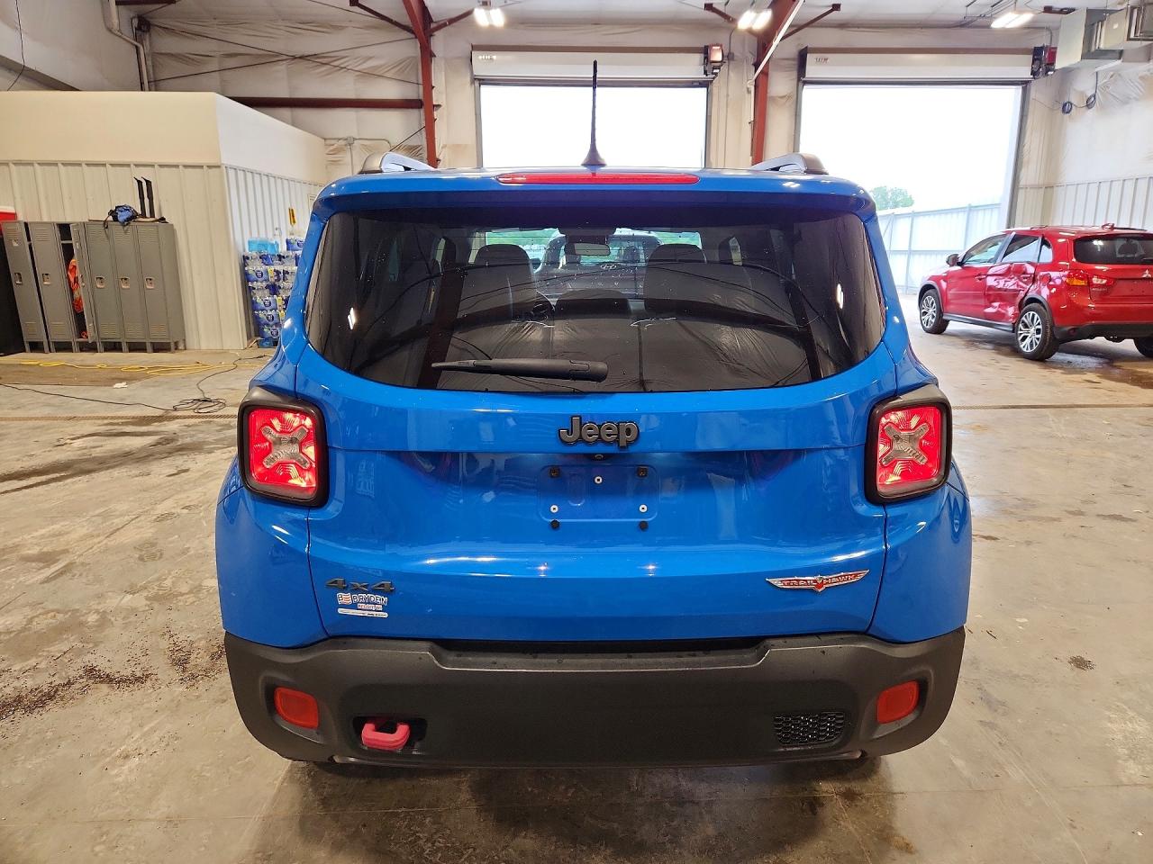 2015 Jeep Renegade Trailhawk Blue vin: ZACCJBCT8FPB88815