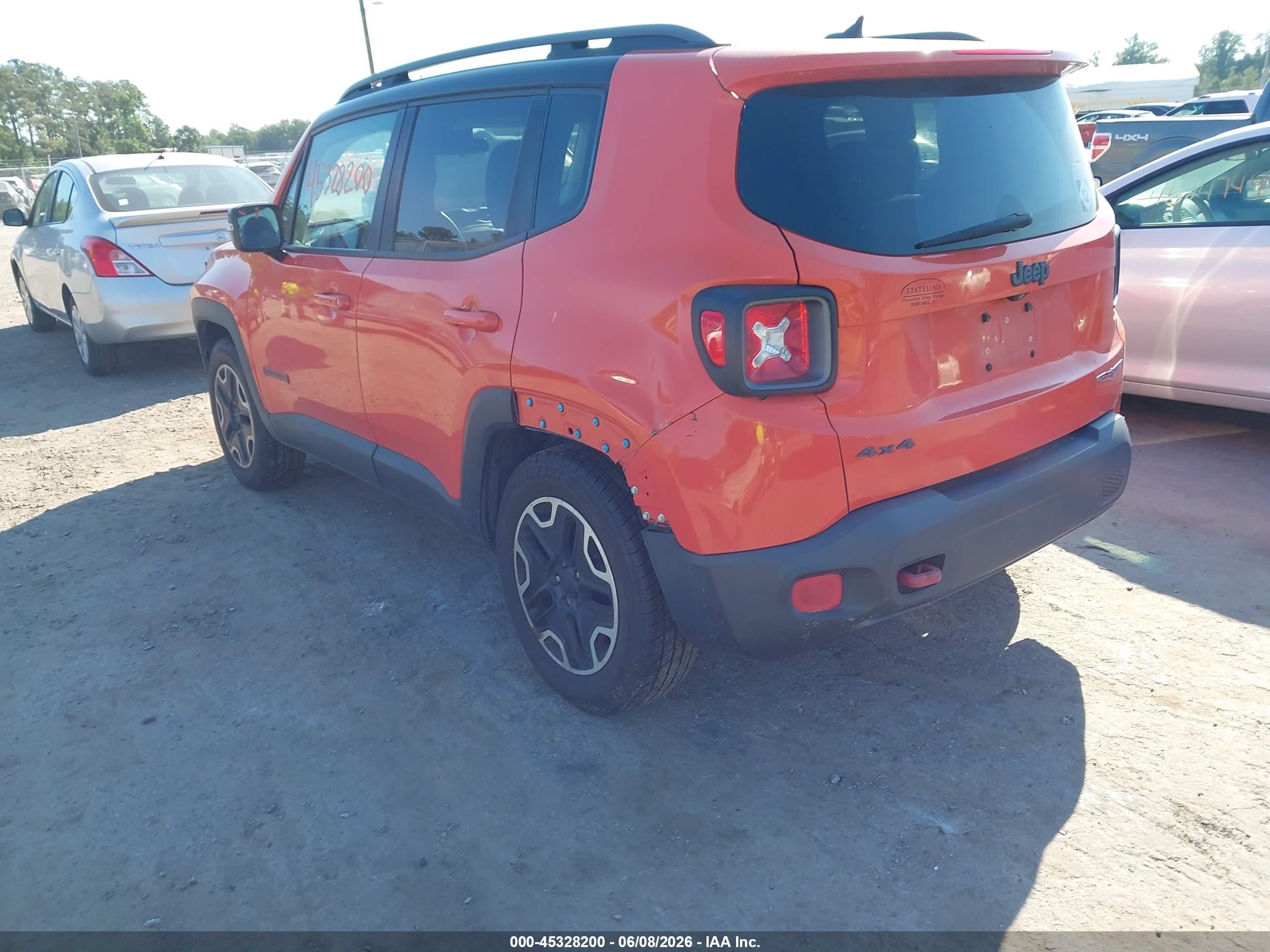 2015 Jeep Renegade Trailhawk Оранжевый vin: ZACCJBCT8FPC44784