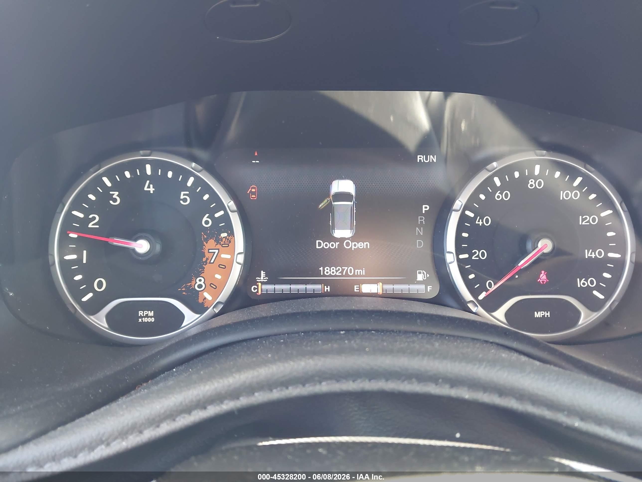 2015 Jeep Renegade Trailhawk Оранжевый vin: ZACCJBCT8FPC44784