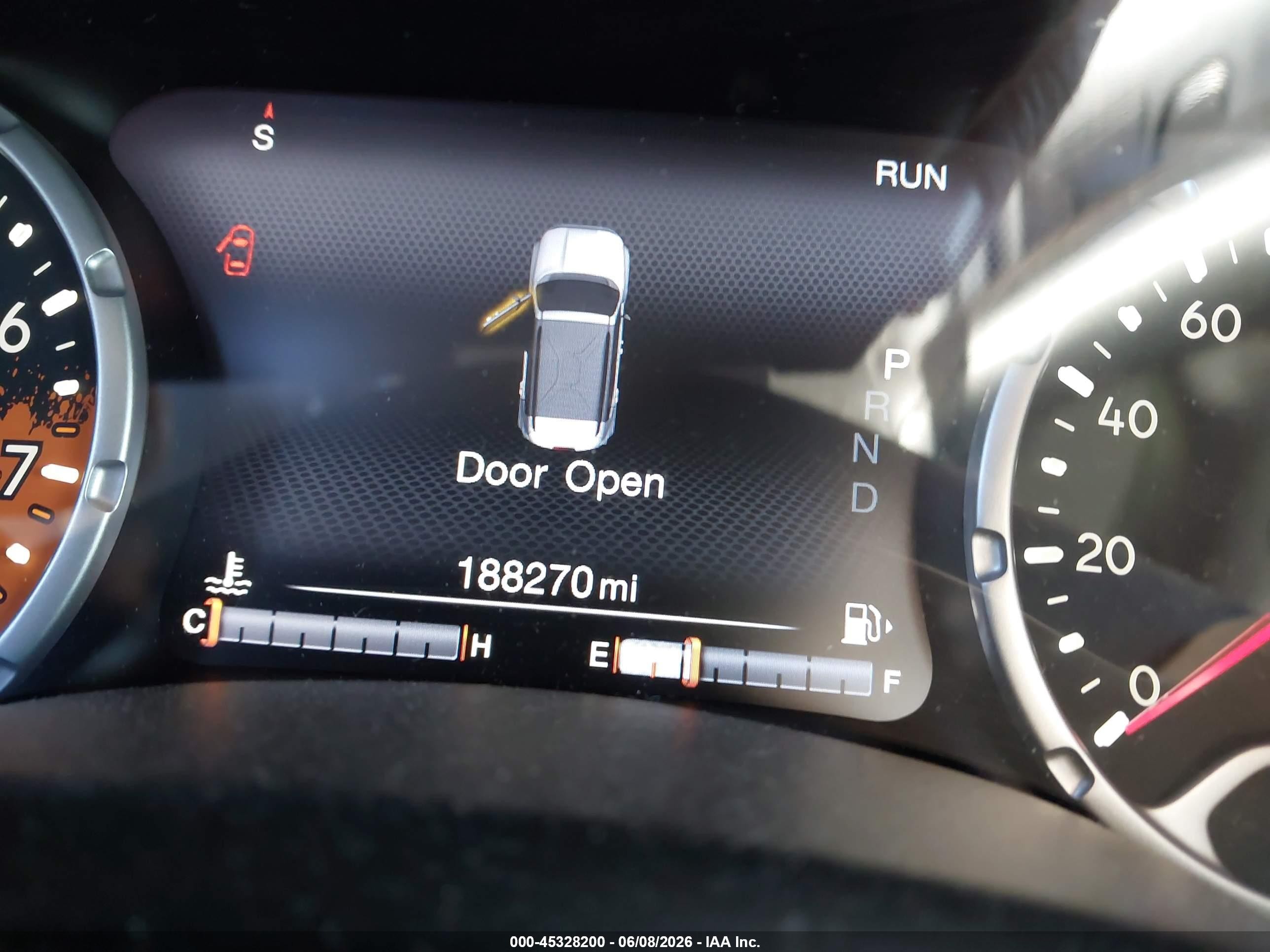 2015 Jeep Renegade Trailhawk Оранжевый vin: ZACCJBCT8FPC44784