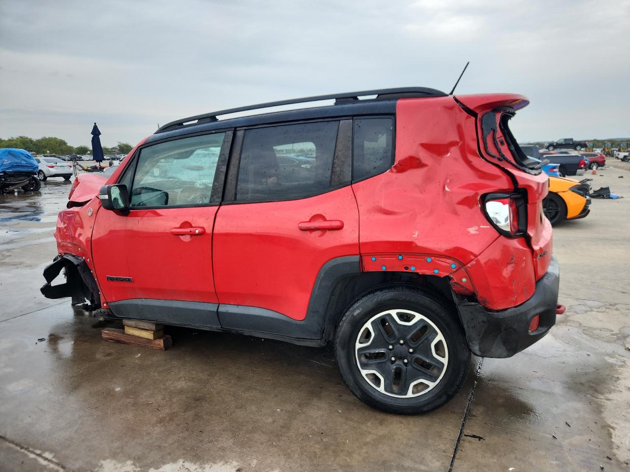 2016 Jeep Renegade Trailhawk Red vin: ZACCJBCT8GPC59531