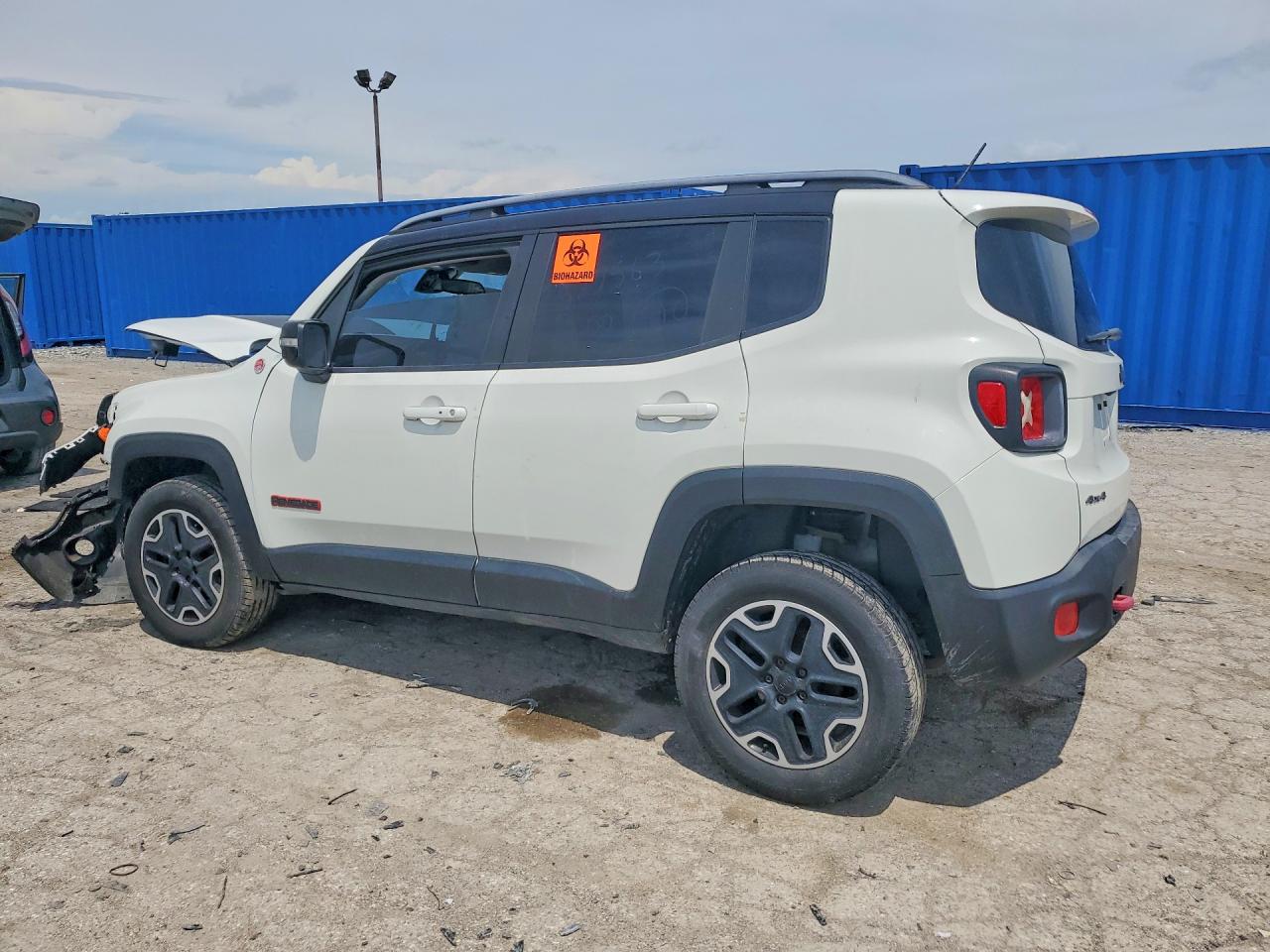 2015 Jeep Renegade Trailhawk Белый vin: ZACCJBCTXFPB27563