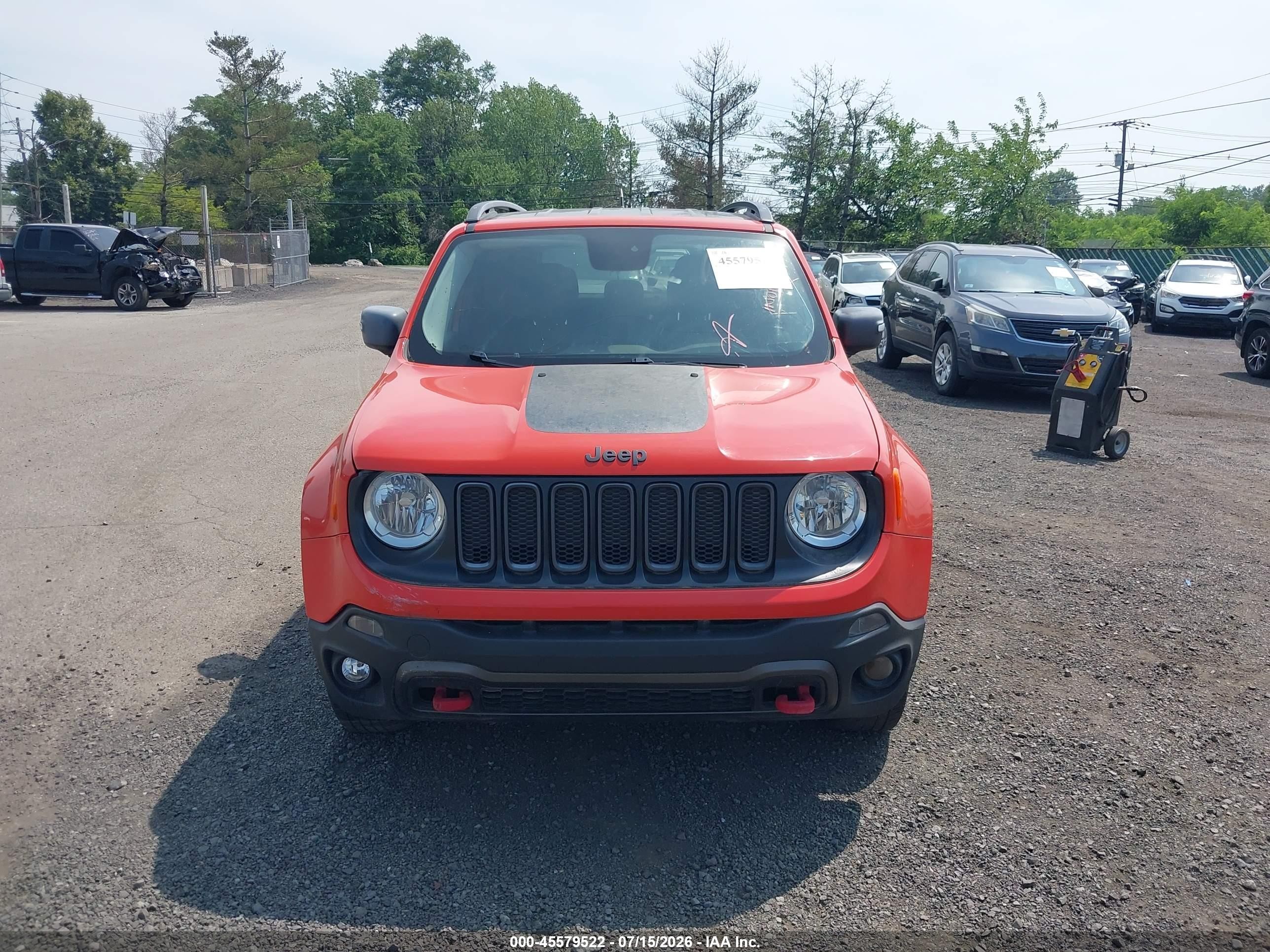 2015 Jeep Renegade Trailhawk Orange vin: ZACCJBCTXFPB45822