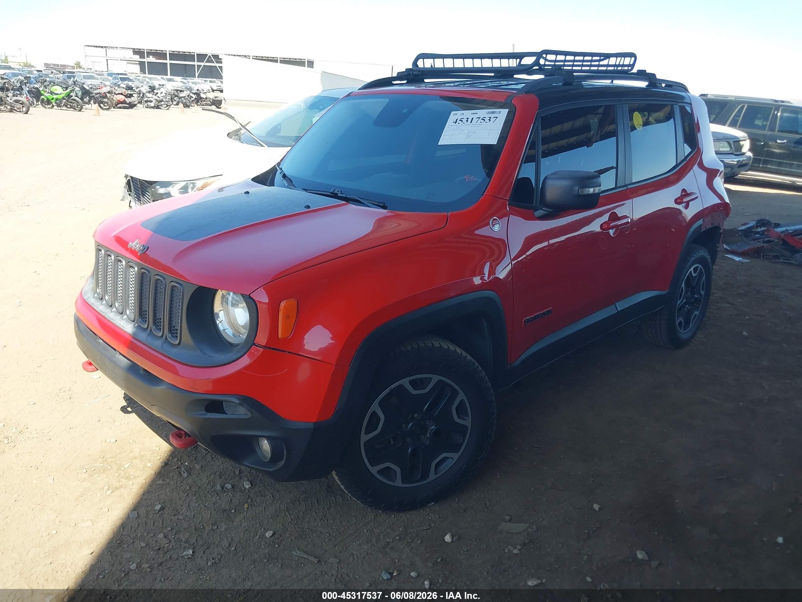 2015 Jeep Renegade Trailhawk Orange vin: ZACCJBCTXFPC01533