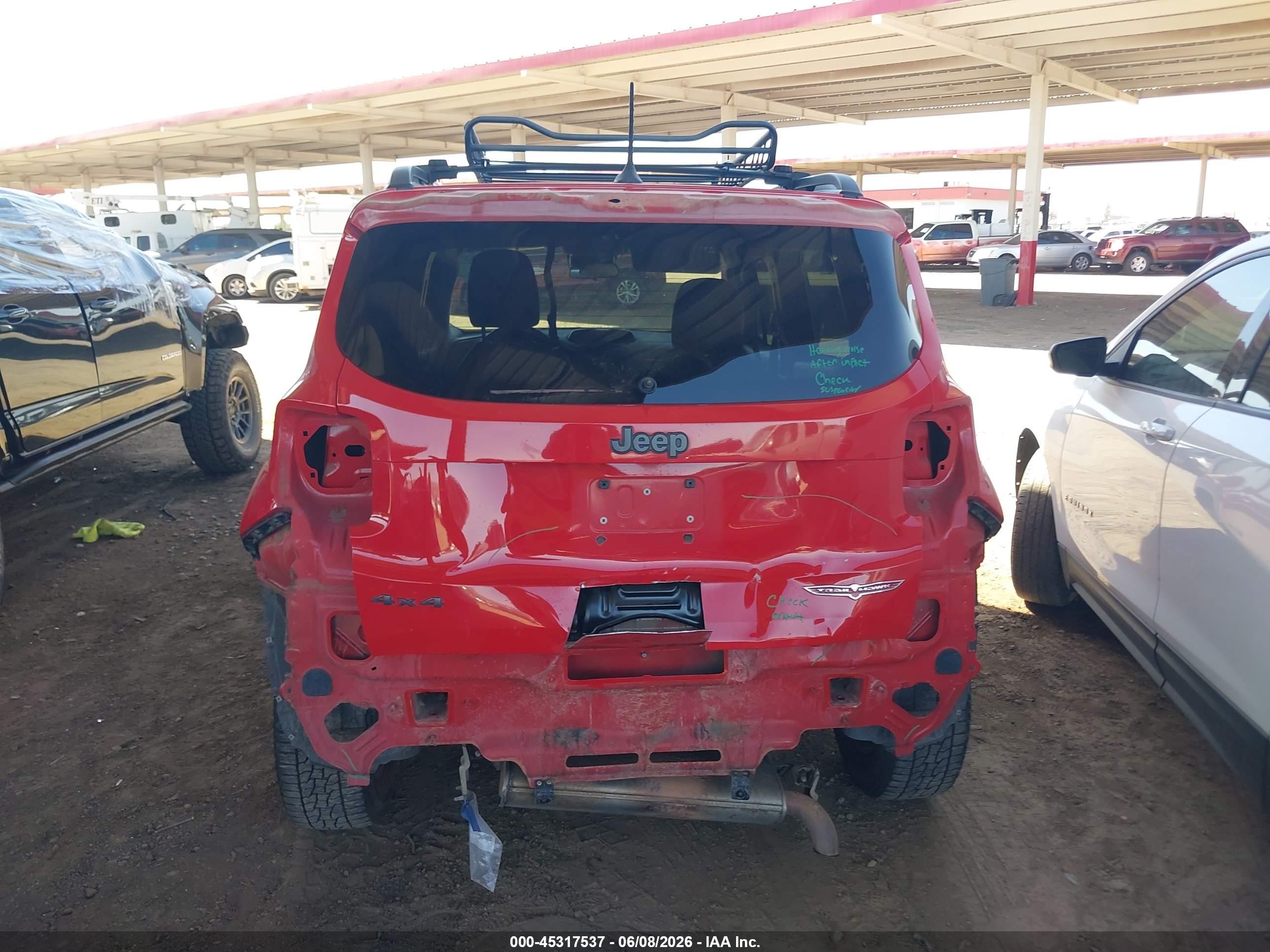 2015 Jeep Renegade Trailhawk Orange vin: ZACCJBCTXFPC01533