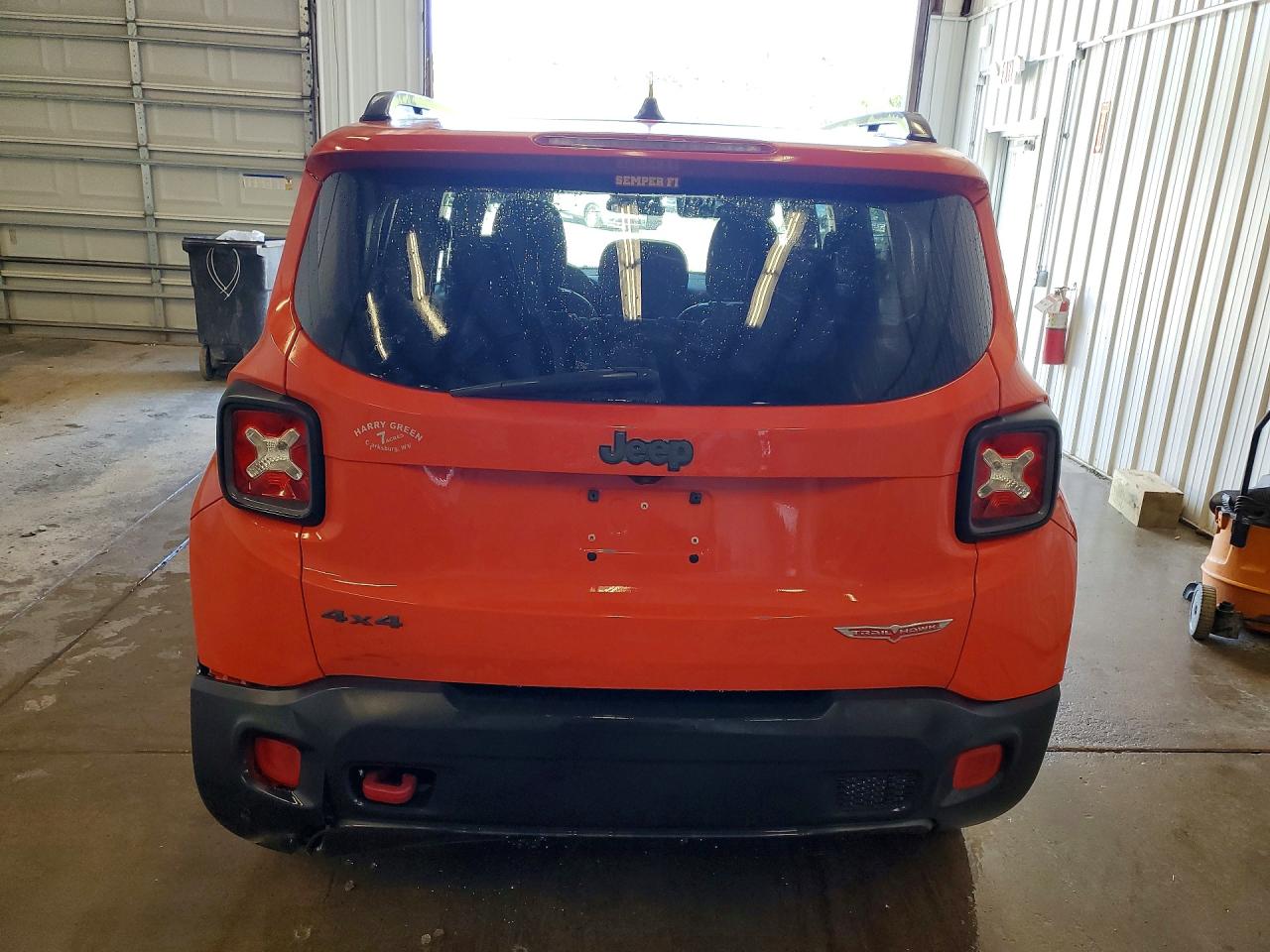 2015 Jeep Renegade Trailhawk Orange vin: ZACCJBCTXFPC16341
