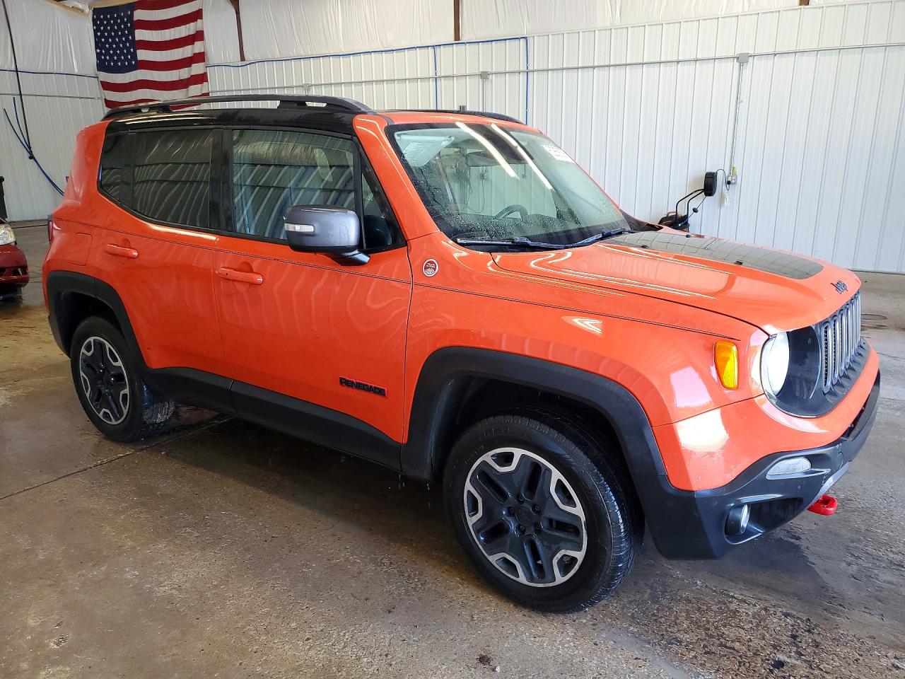 2015 Jeep Renegade Trailhawk Orange vin: ZACCJBCTXFPC16341