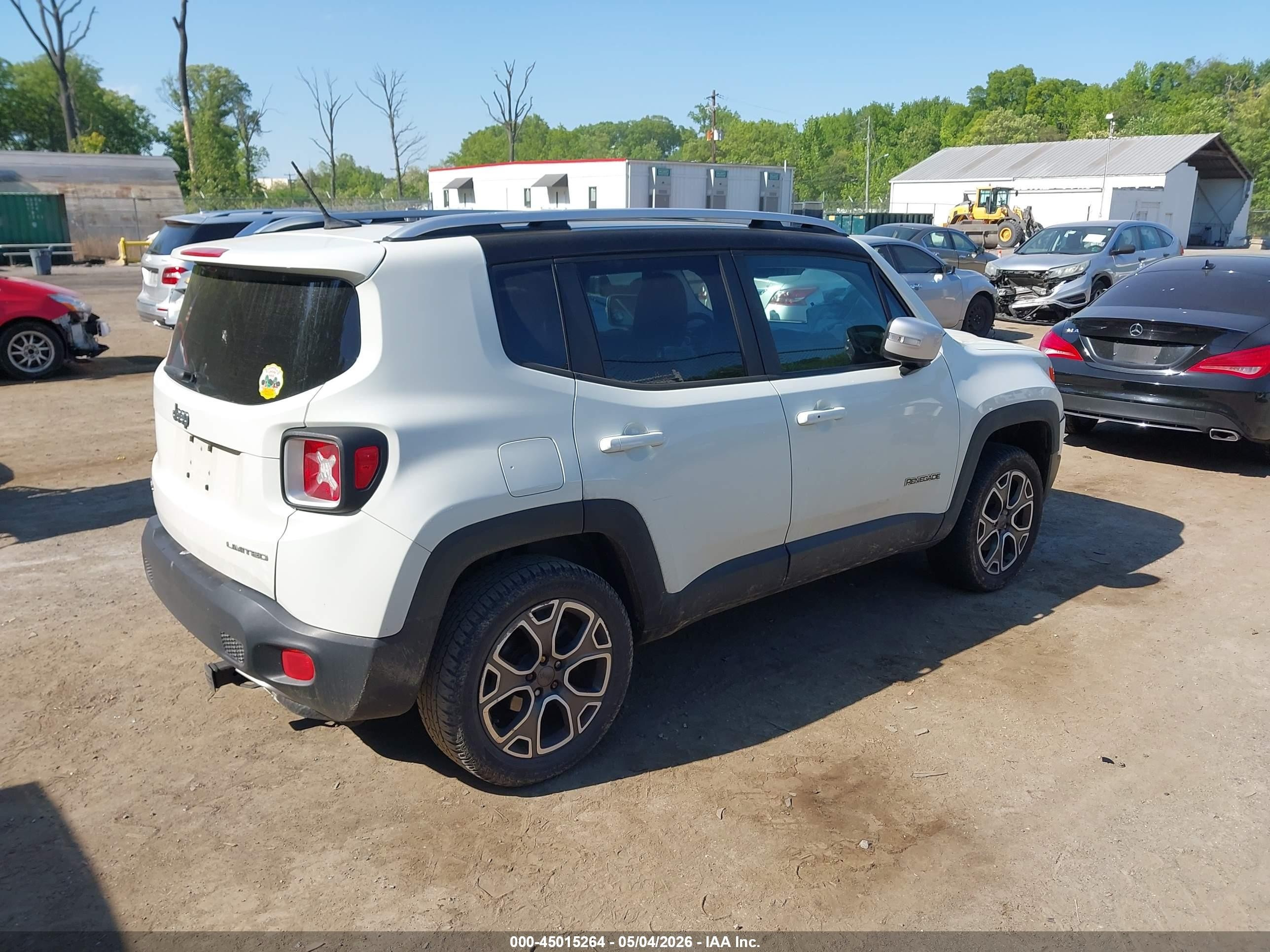 2017 Jeep Renegade Limited 4x4 White vin: ZACCJBDB1HPF05925