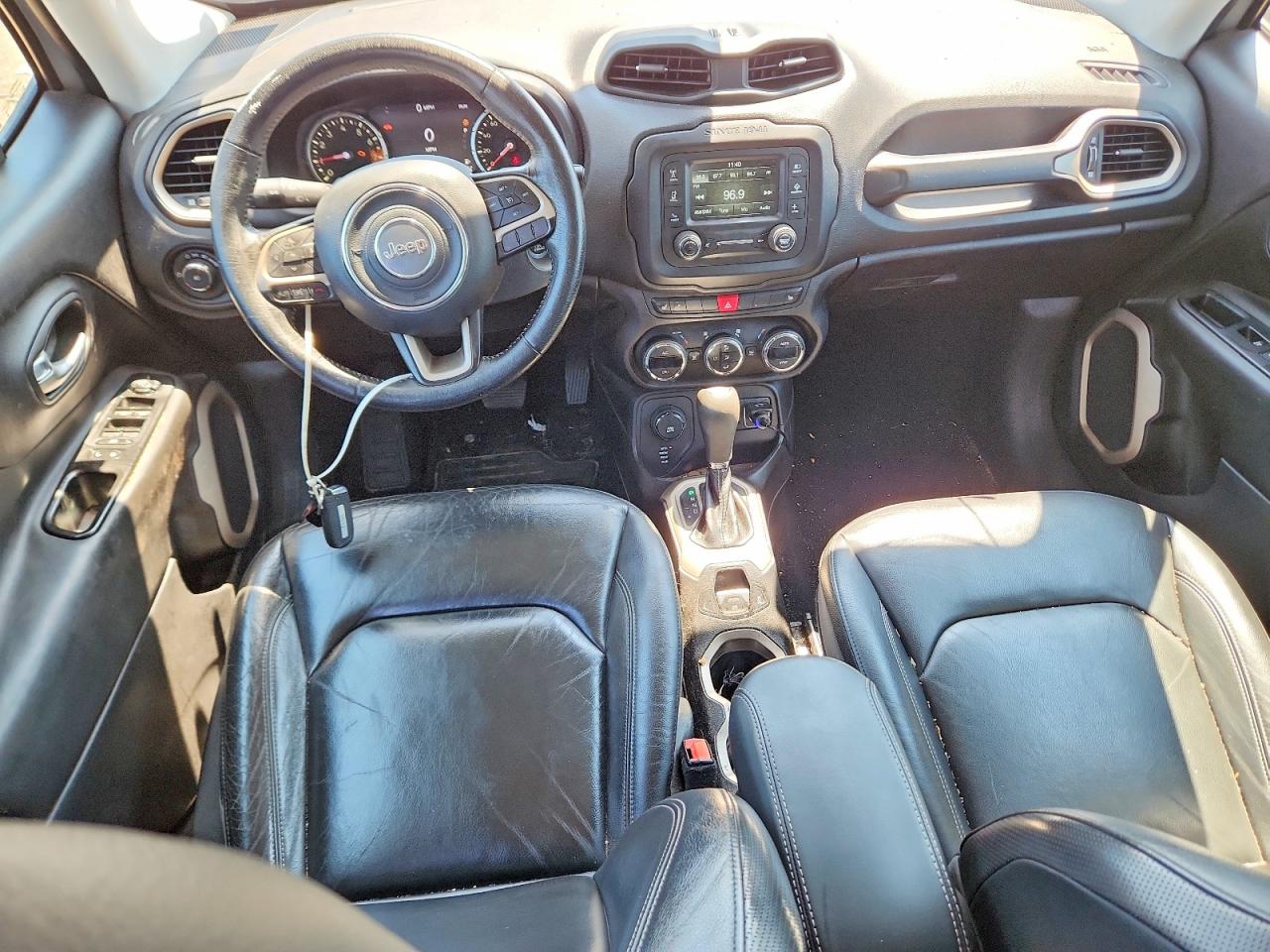 2015 Jeep Renegade Limited Silver vin: ZACCJBDT0FPB60200