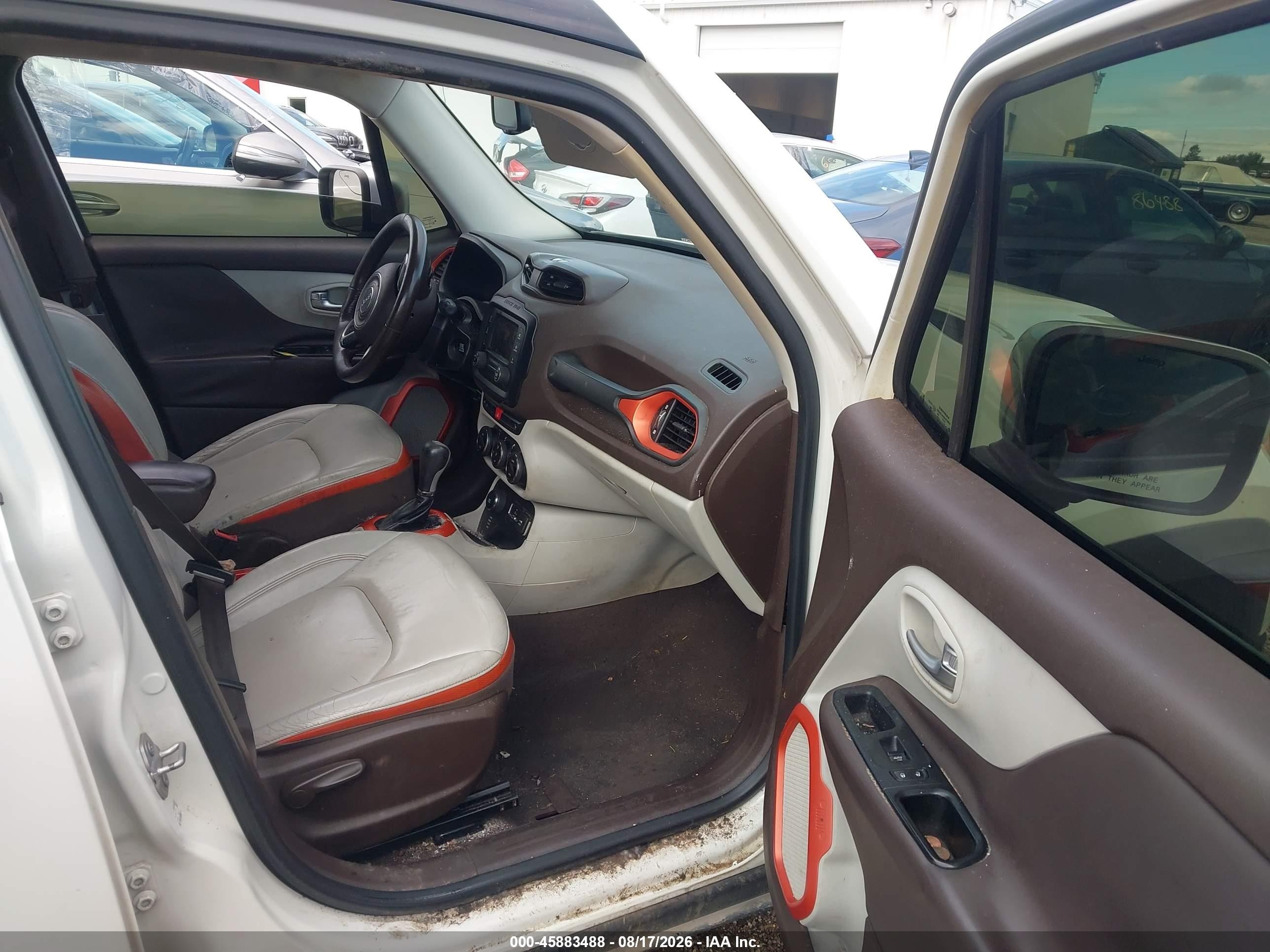 2015 Jeep Renegade Limited White vin: ZACCJBDT0FPB61087
