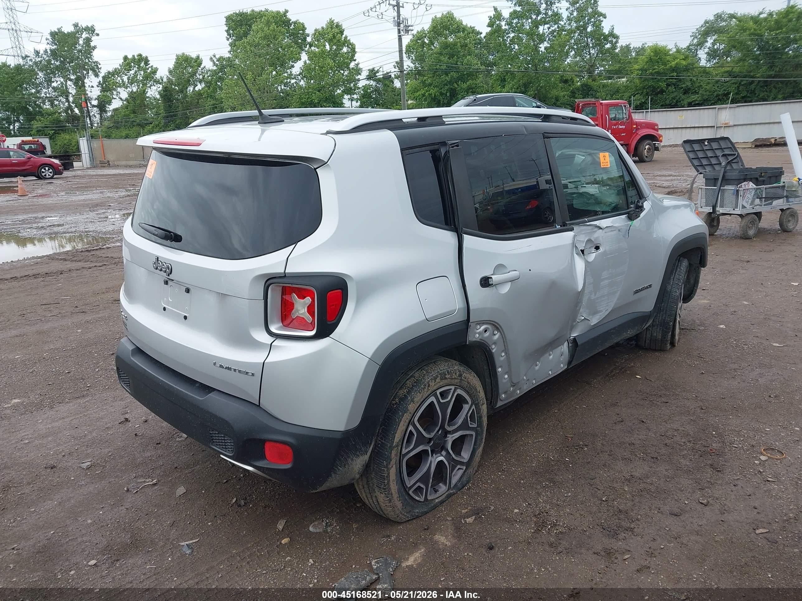 2015 Jeep Renegade Limited Silver vin: ZACCJBDT0FPB61183