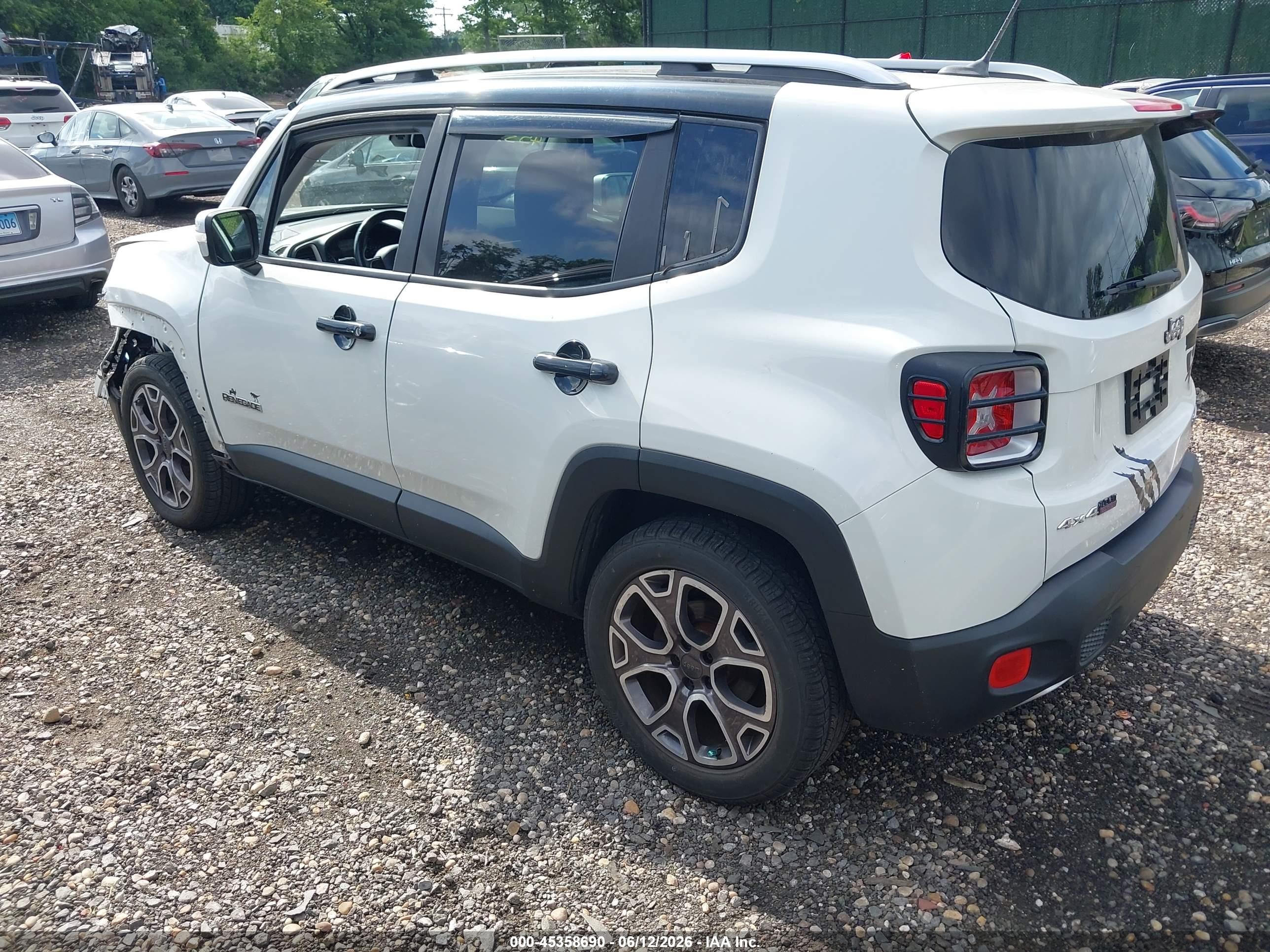 2015 Jeep Renegade Limited White vin: ZACCJBDT0FPB62181