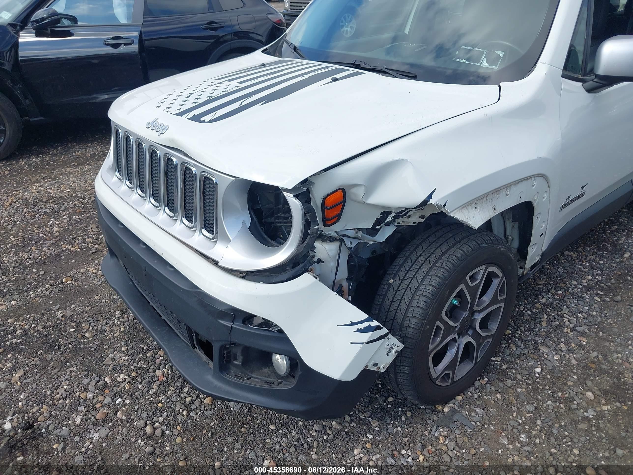 2015 Jeep Renegade Limited White vin: ZACCJBDT0FPB62181