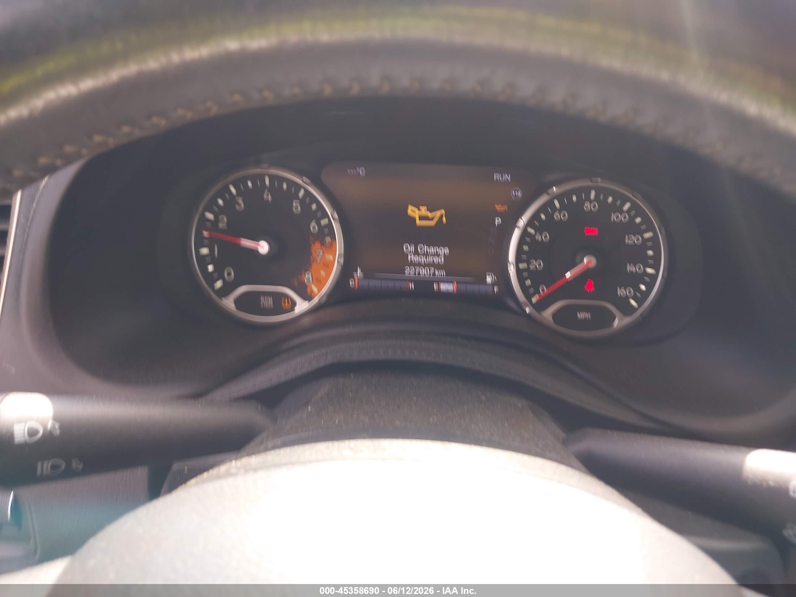 2015 Jeep Renegade Limited White vin: ZACCJBDT0FPB62181