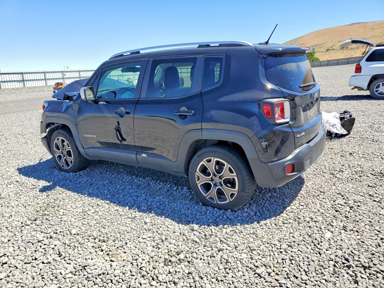2015 Jeep Renegade Limited Black vin: ZACCJBDT0FPB70707