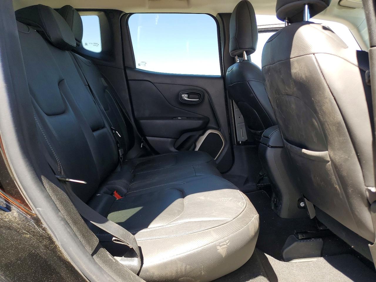 2015 Jeep Renegade Limited Black vin: ZACCJBDT0FPB70707