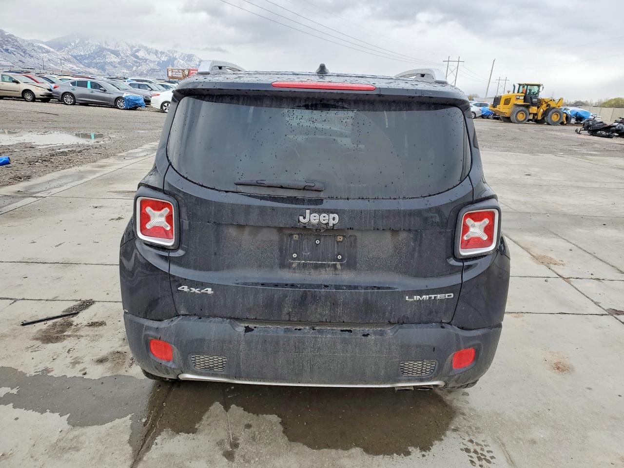 2015 Jeep Renegade Limited Black vin: ZACCJBDT0FPC31459