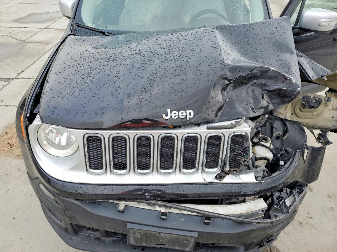 2015 Jeep Renegade Limited Black vin: ZACCJBDT0FPC31459