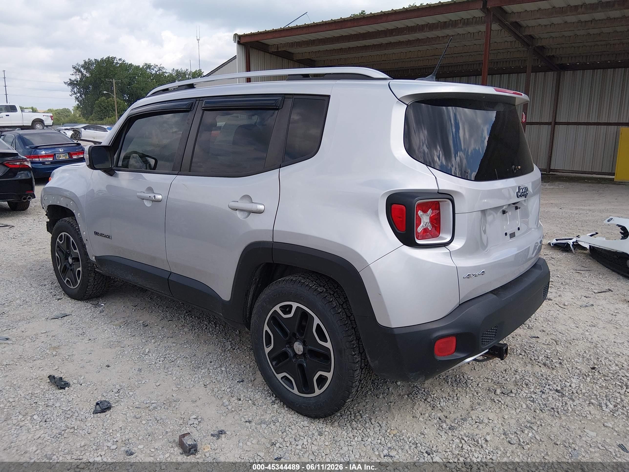 2015 Jeep Renegade Limited Silver vin: ZACCJBDT2FPC10872