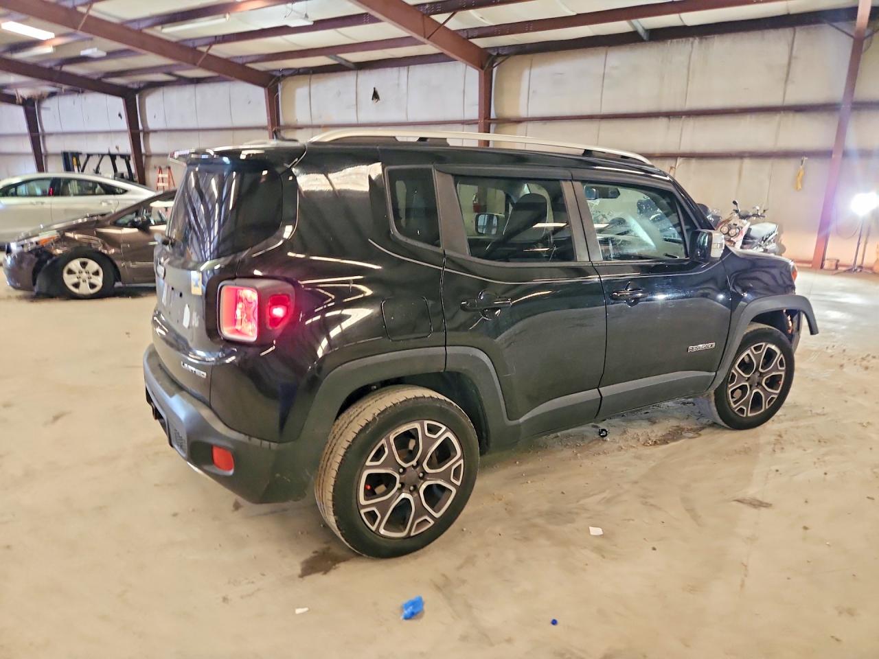 2015 Jeep Renegade Limited Black vin: ZACCJBDT2FPC37196