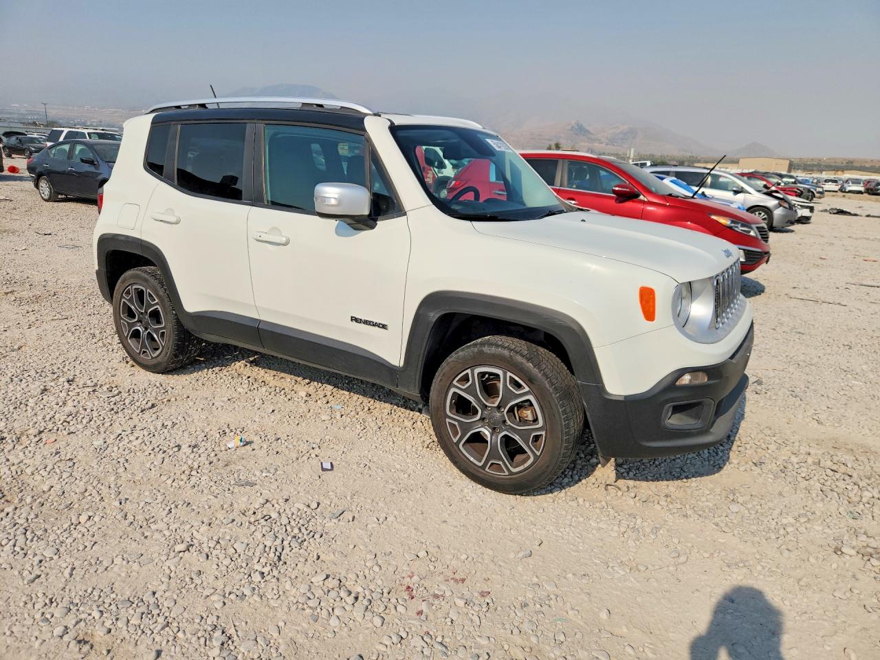 2015 Jeep Renegade Limited White vin: ZACCJBDT3FPB26446