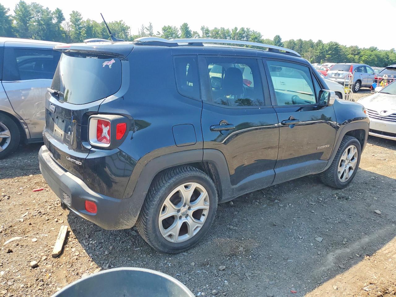 2015 Jeep Renegade Limited Black vin: ZACCJBDT3FPB86534