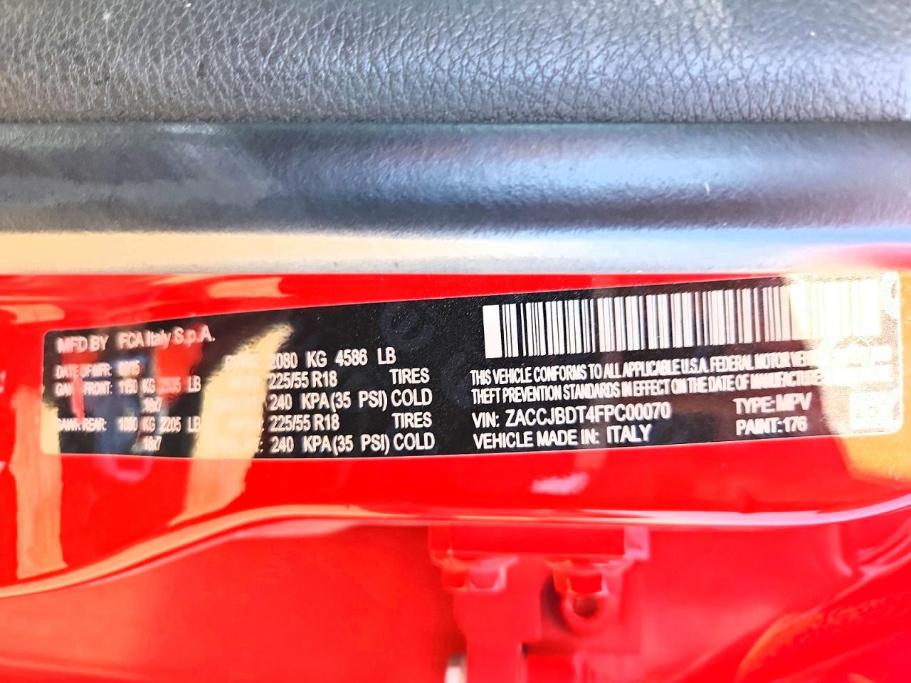 2015 Jeep Renegade Limited Red vin: ZACCJBDT4FPC00070
