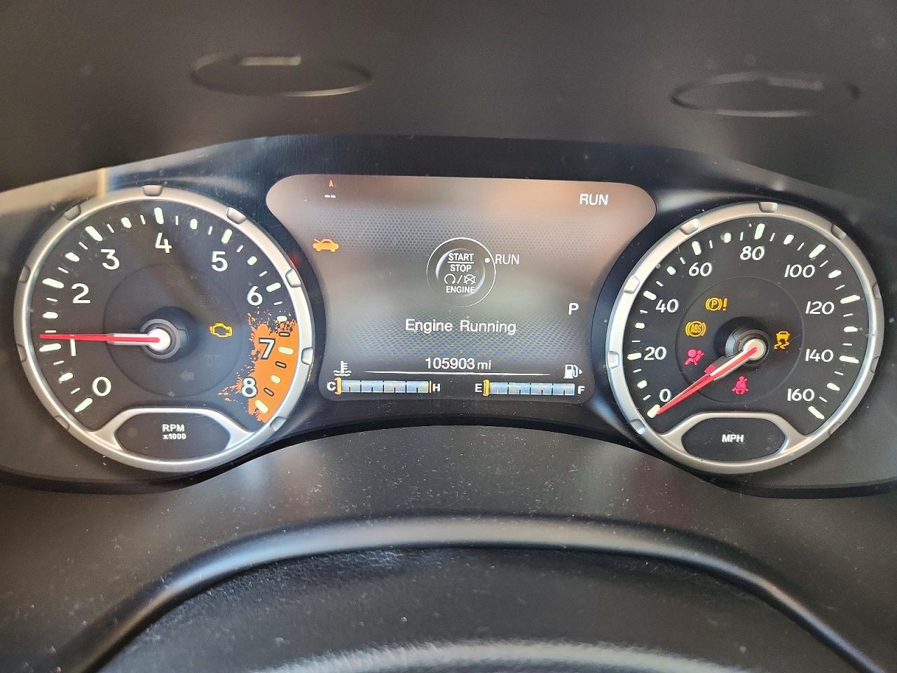 2015 Jeep Renegade Limited Red vin: ZACCJBDT4FPC00070