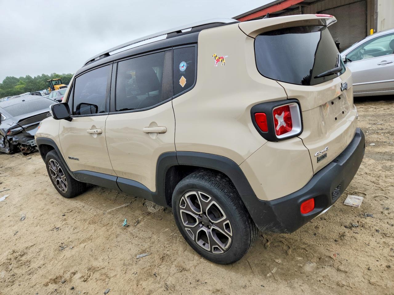 2015 Jeep Renegade Limited Tan vin: ZACCJBDT4FPC45851