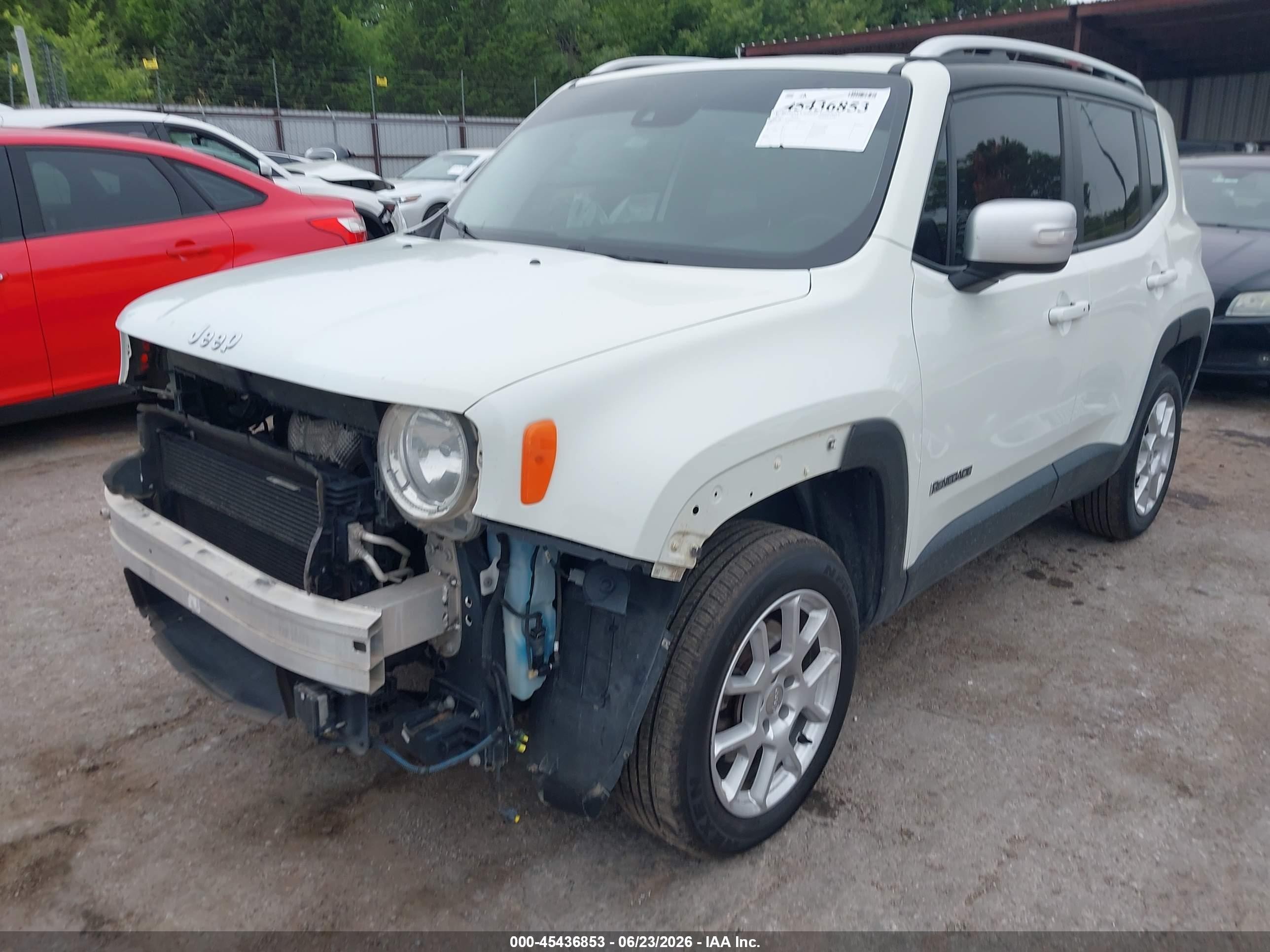 2015 Jeep Renegade Limited White vin: ZACCJBDT7FPB29737