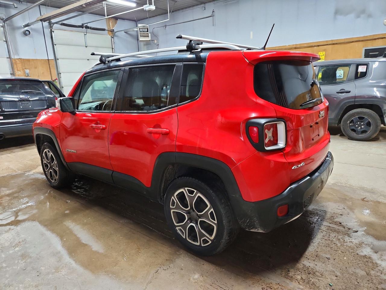 2015 Jeep Renegade Limited Red vin: ZACCJBDT7FPB32671