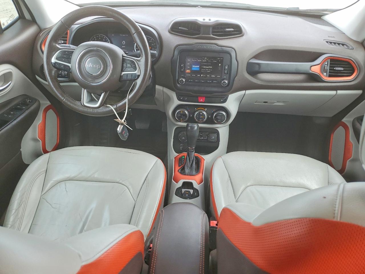 2015 Jeep Renegade Limited White vin: ZACCJBDT7FPC07157