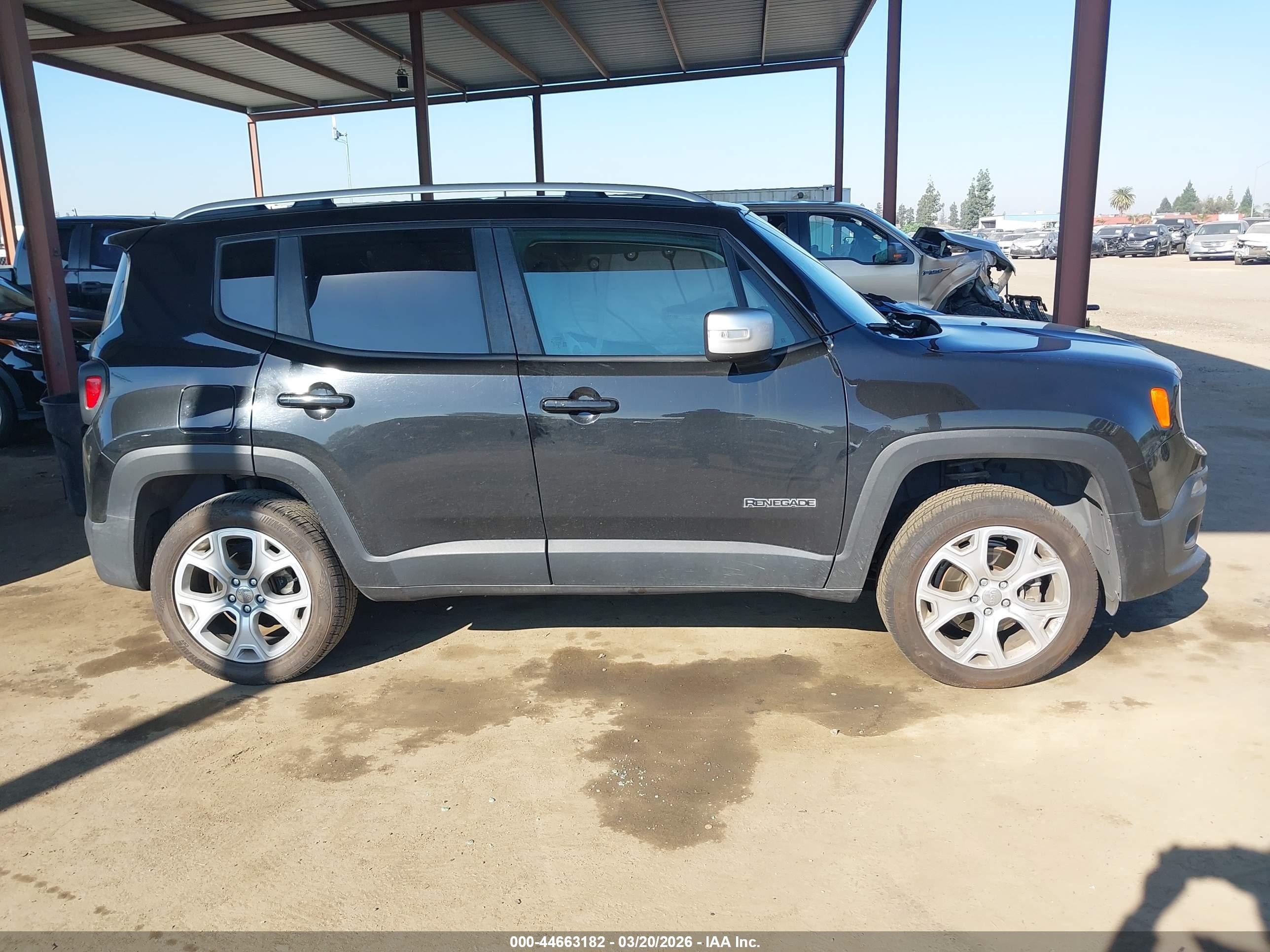2015 Jeep Renegade Limited Black vin: ZACCJBDTXFPB98244