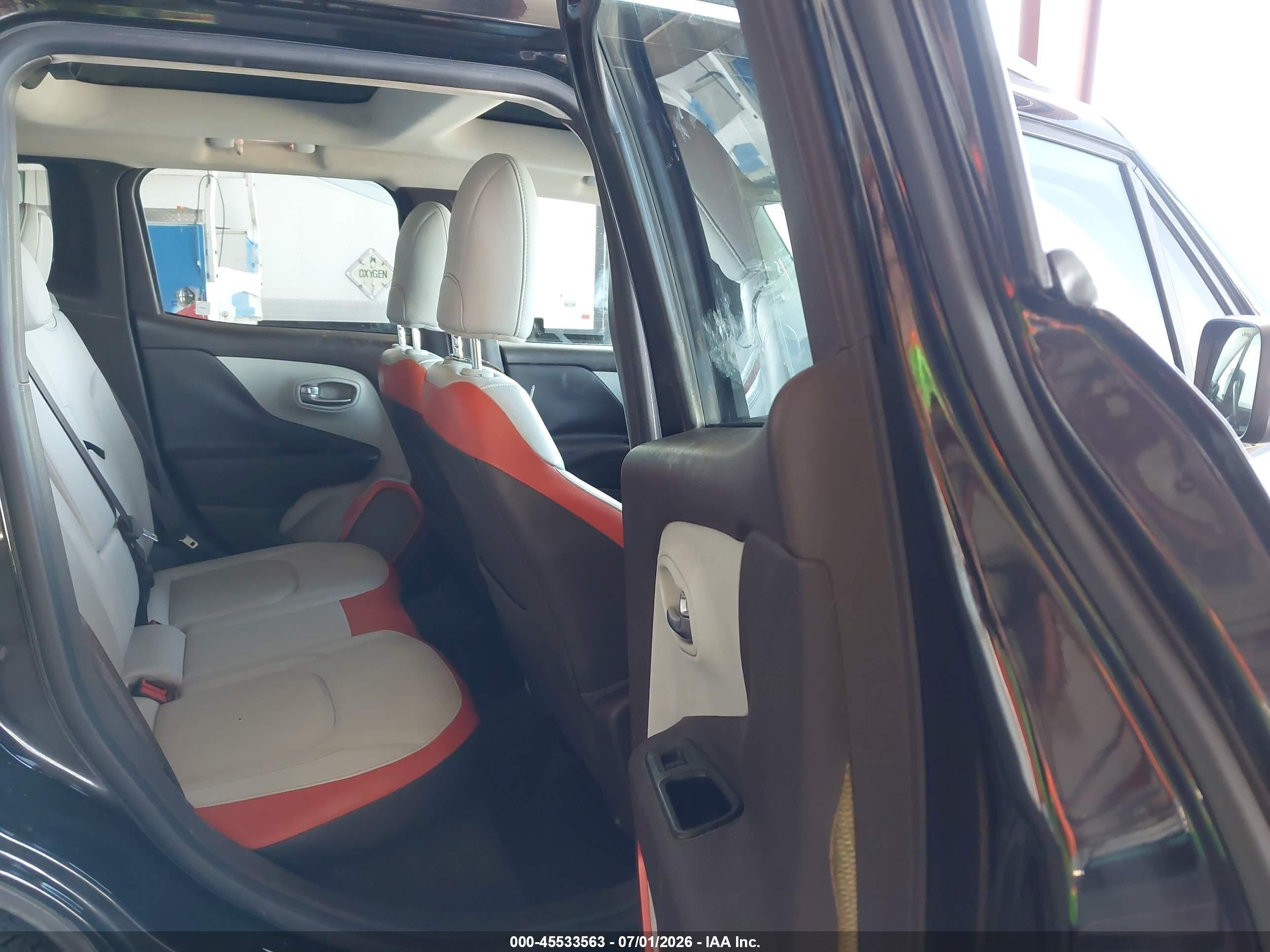 2015 Jeep Renegade Limited Black vin: ZACCJBDTXFPC06147