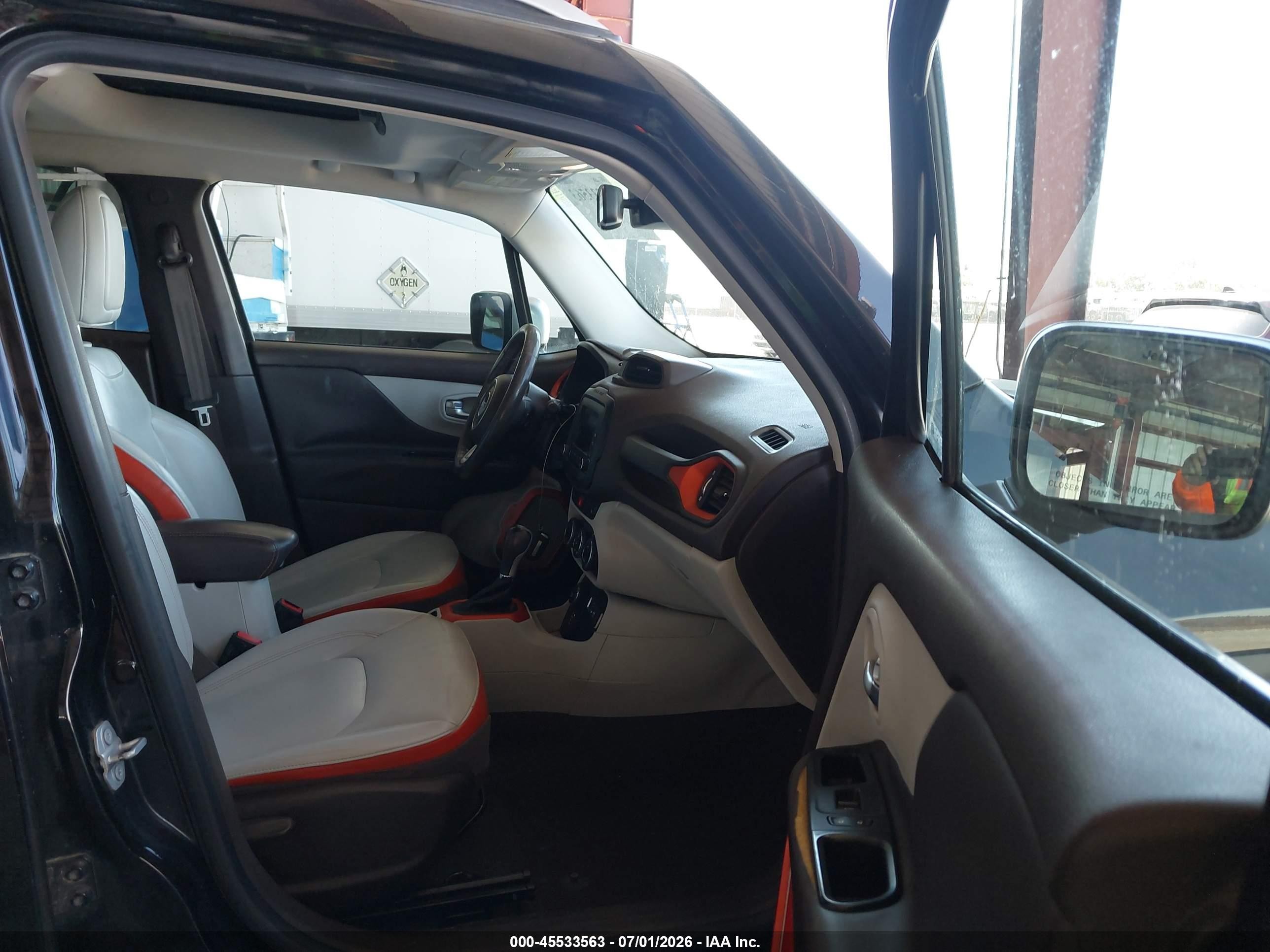 2015 Jeep Renegade Limited Black vin: ZACCJBDTXFPC06147