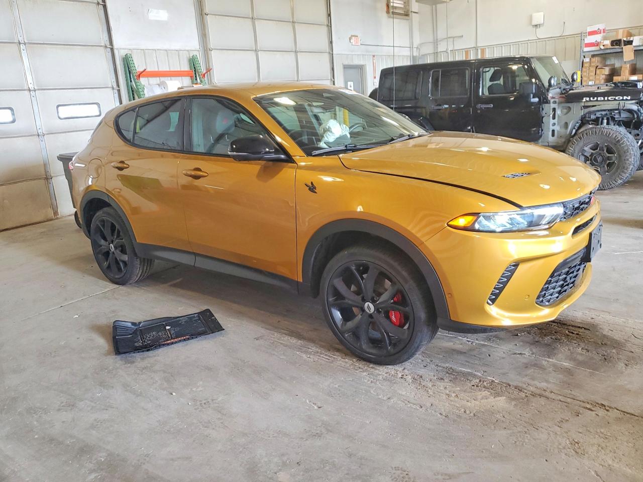 2023 Dodge Hornet Gt Gold vin: ZACNDFAN0P3A00888
