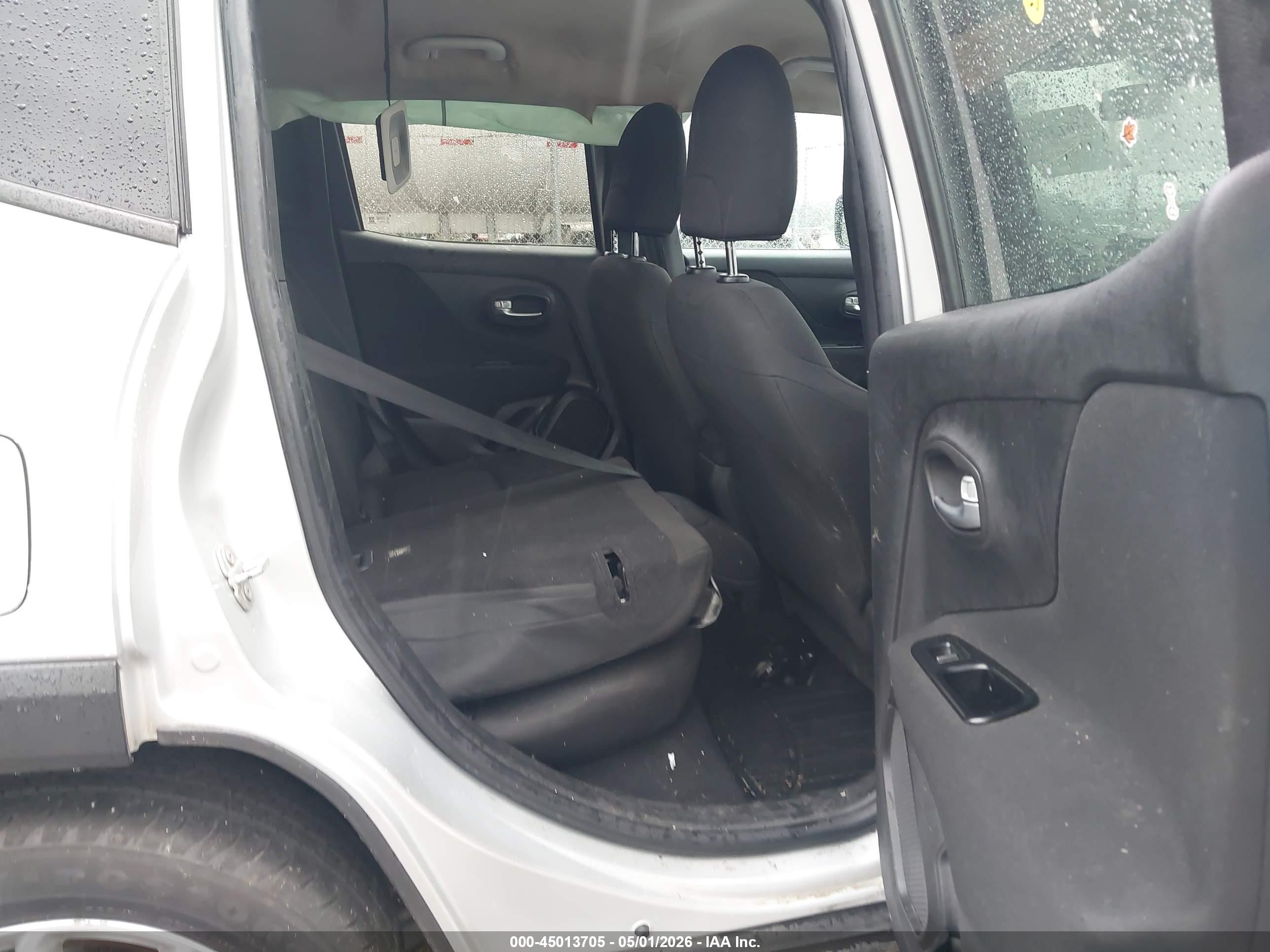 2019 Jeep Renegade Sport Fwd Silver vin: ZACNJAAB2KPK77901